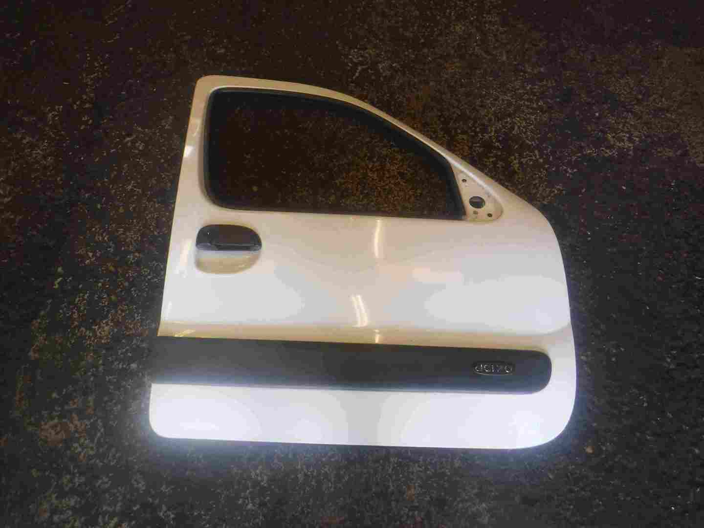 Renault Kangoo 2003-2007 Drivers OSF Front Door White 389