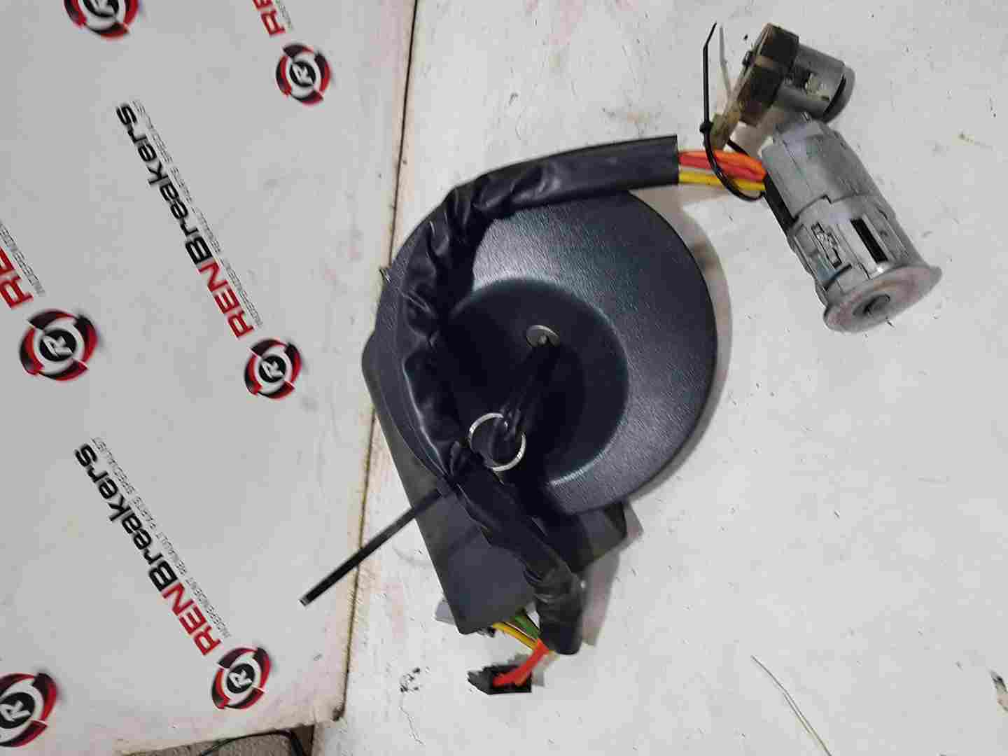 Renault Kangoo 2003-2007 Ignition Barrel Lock SET Petrol CAP Handle + KEY