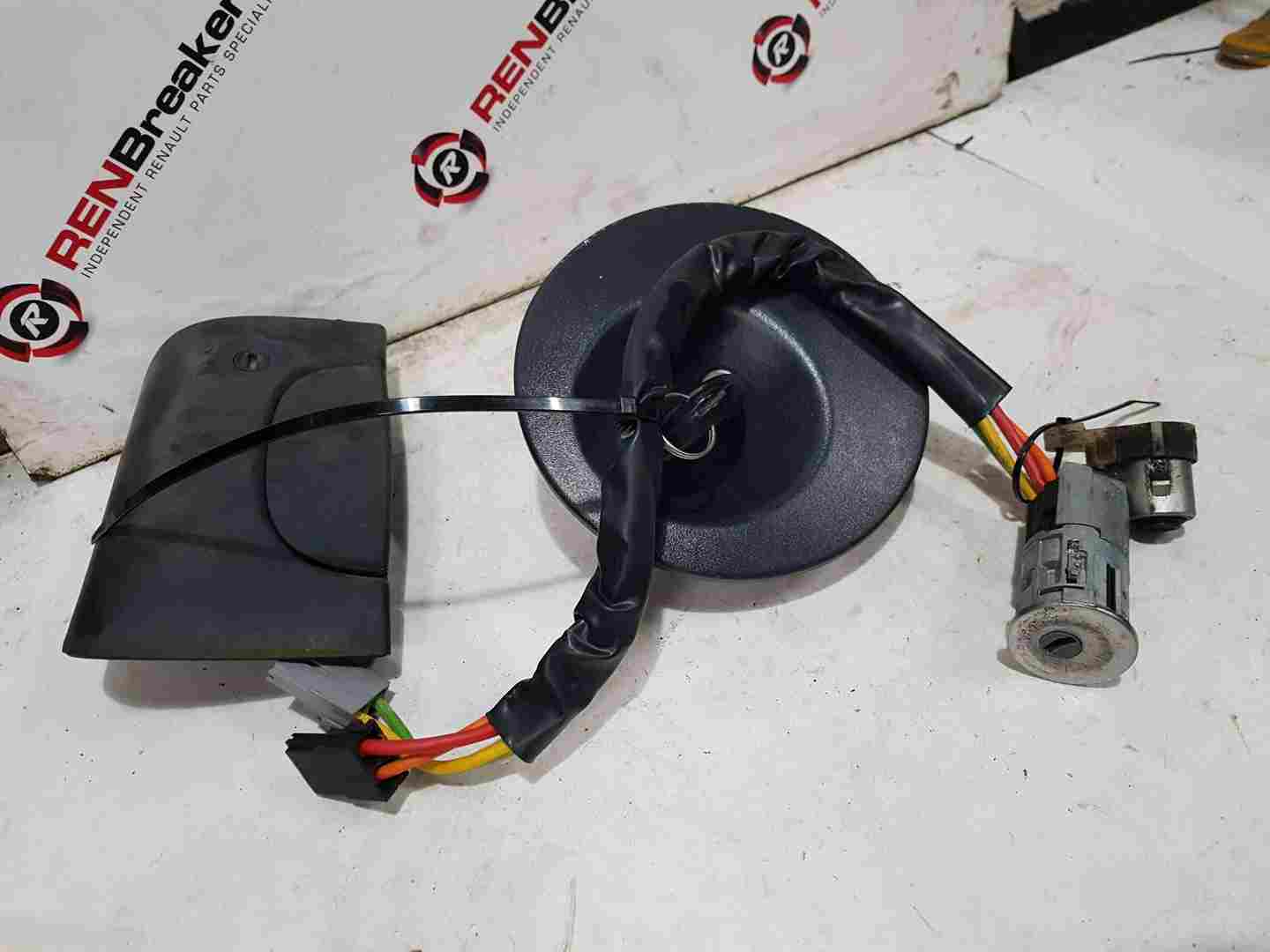 Thumb 3 Renault Kangoo 2003-2007 Ignition Barrel Lock SET Petrol CAP Handle + KEY