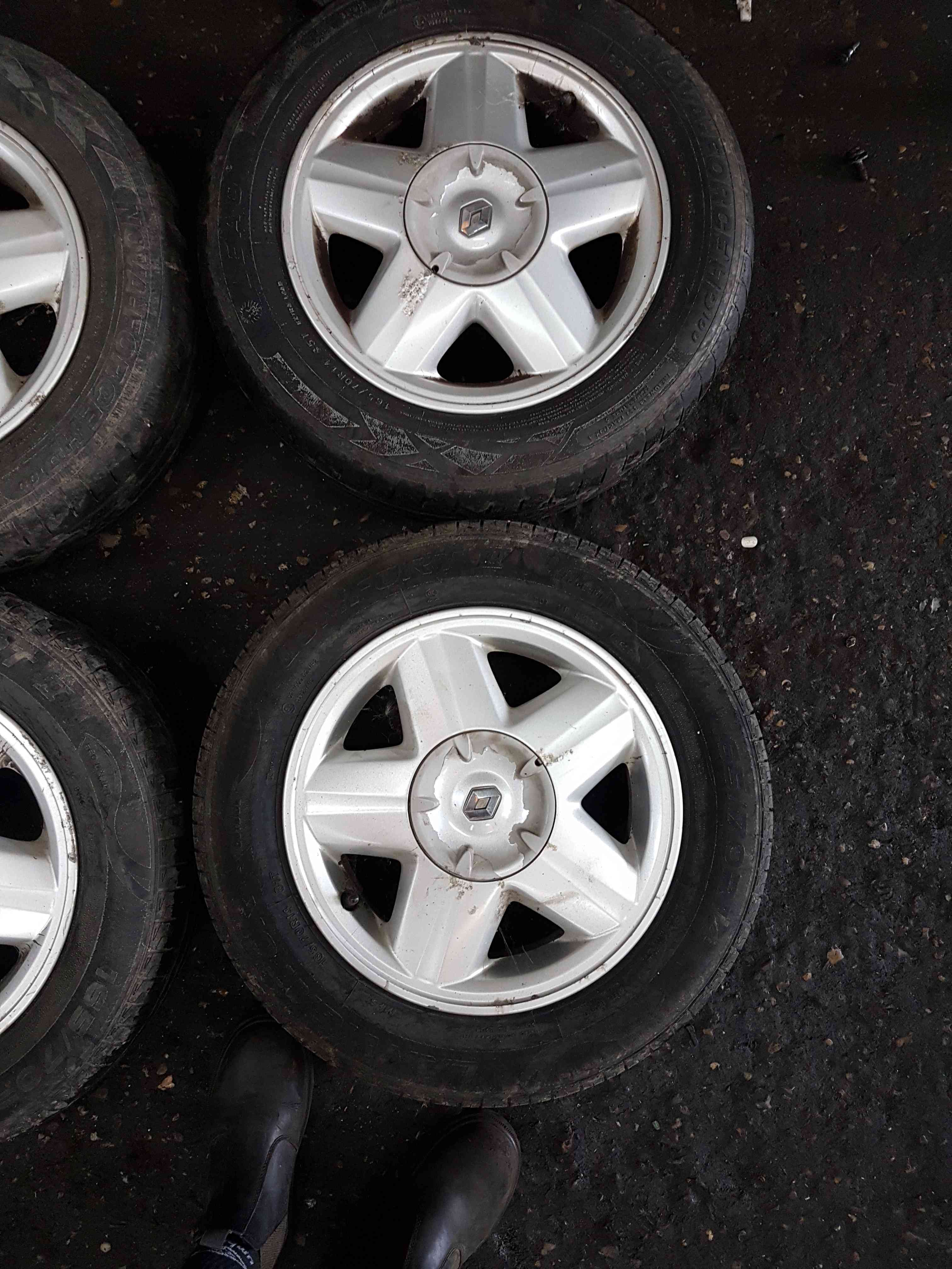 Thumb 5 Renault Kangoo 2003-2007 Saros Alloy Wheel Wheels SET x4 2 good tyre 4/5