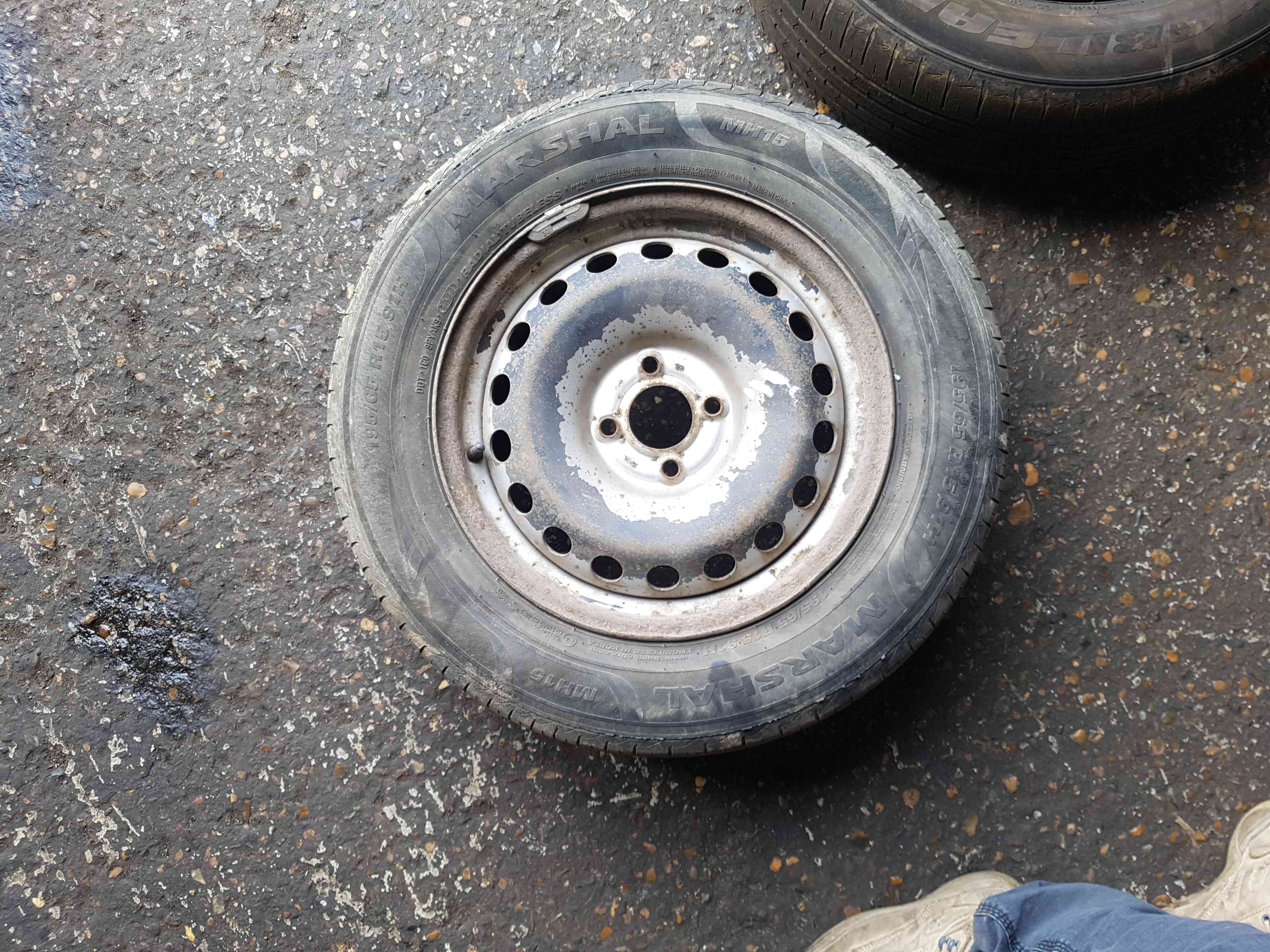 Thumb 8 Renault Kangoo 2003-2007 Steel Wheel RIM + Tyre 195 65 15 5Mm 4 Stud 3/5