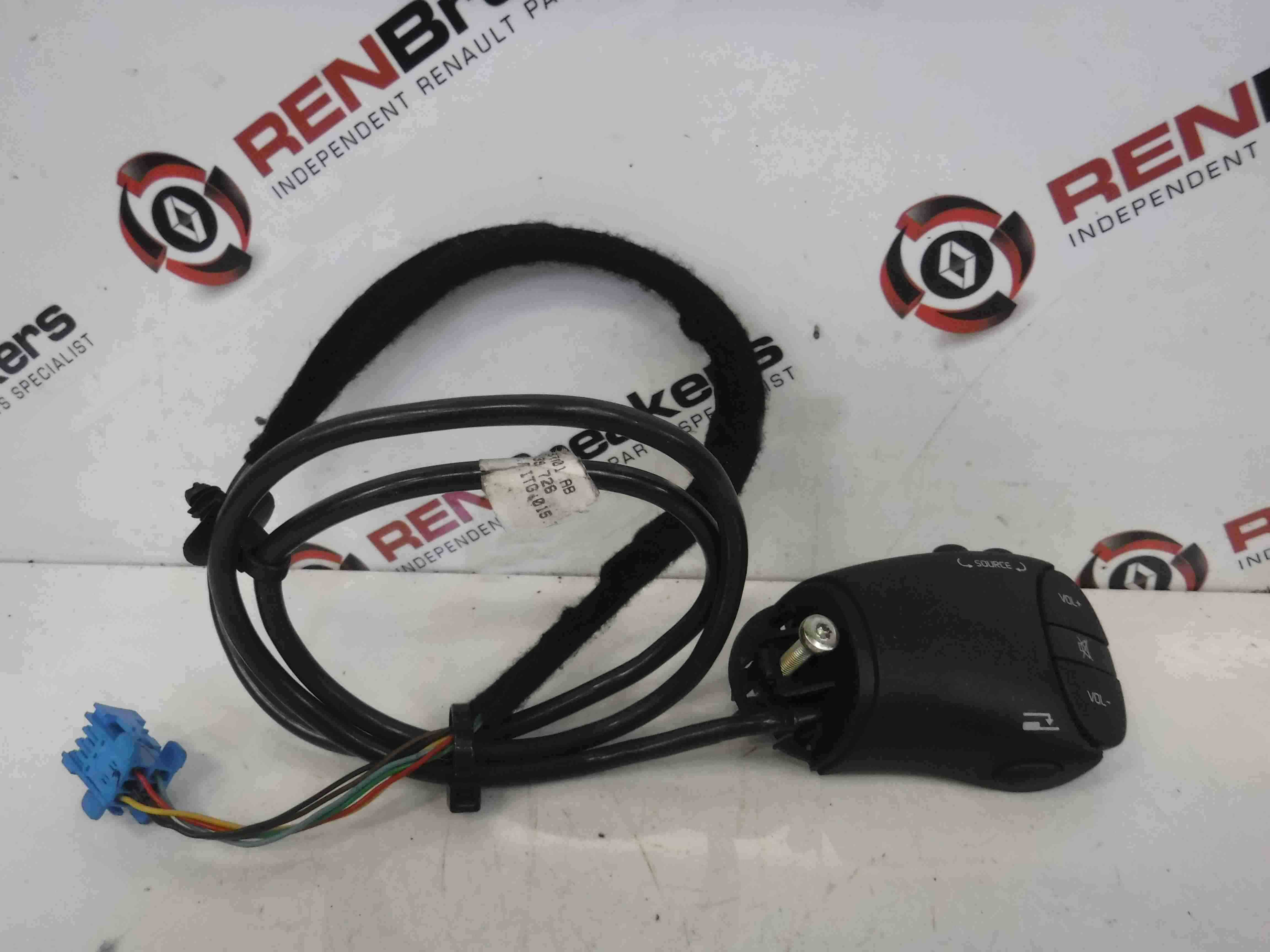 Renault Kangoo 2003-2007 Steering Wheel Radio Controls ... wiring diagram renault clio 1995 