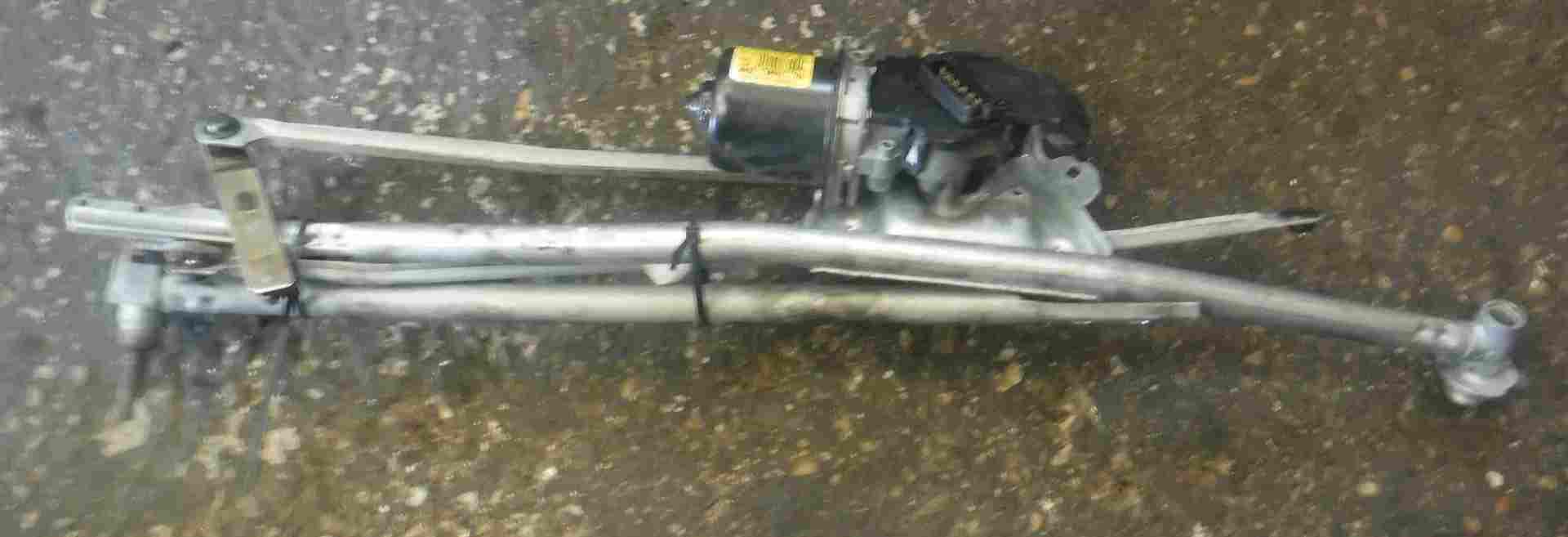 Renault Kangoo 2003-2007 Windscreen Wiper Motor + Linkage