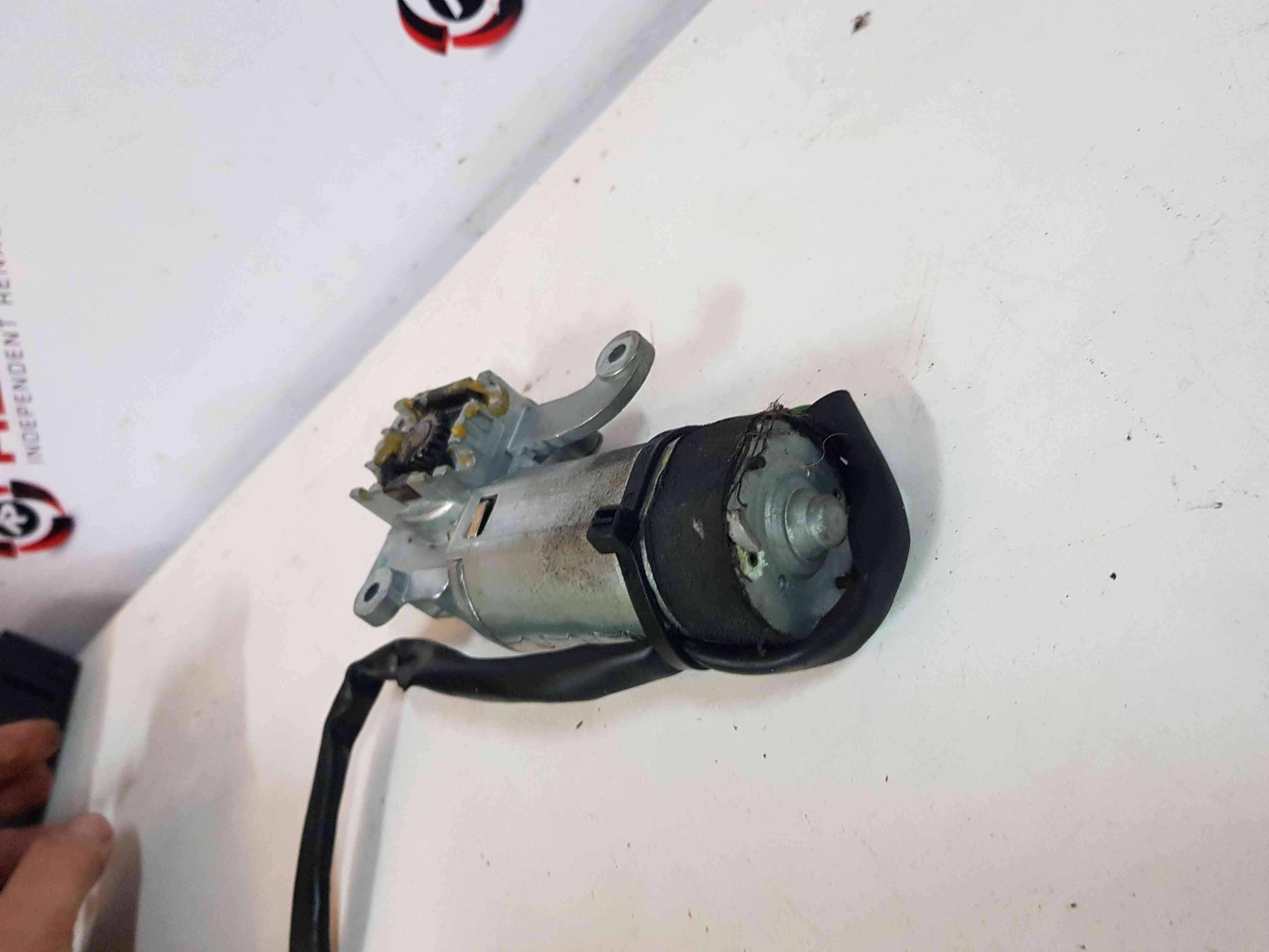 Thumb 4 Renault Kangoo 2003-2007 sunroof Motor 44149362