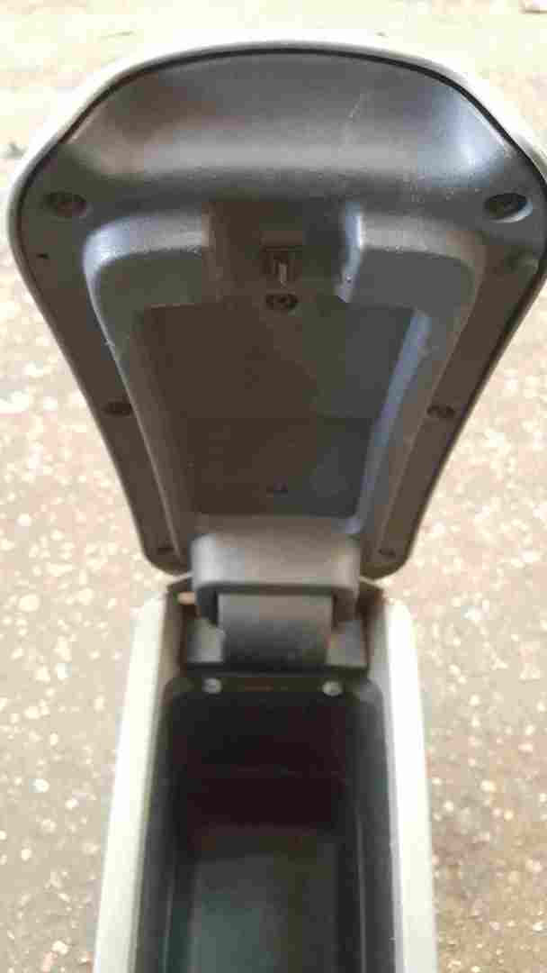 Thumb 3 Renault Kangoo 2007-2017 Centre Armrest Console