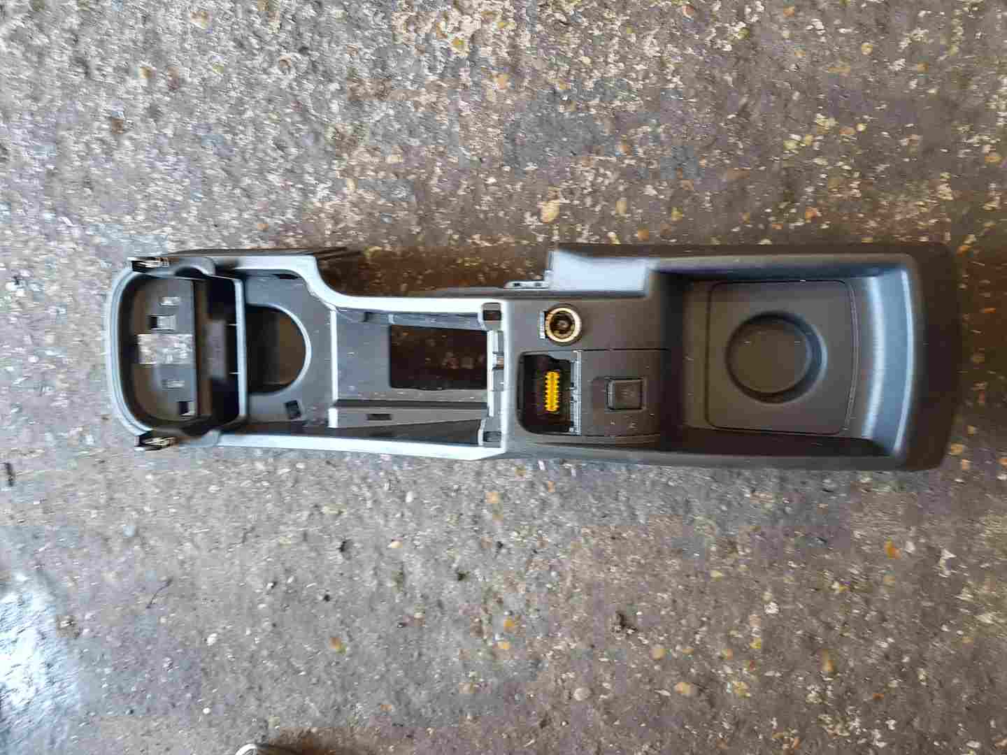 Thumb 2 Renault Kangoo 2007-2017 Centre Console 12V Trim CUP Holder