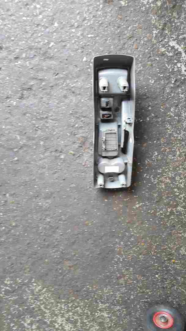 Thumb 2 Renault Kangoo 2007-2017 Centre Console Cup Holder Trim 8200622584