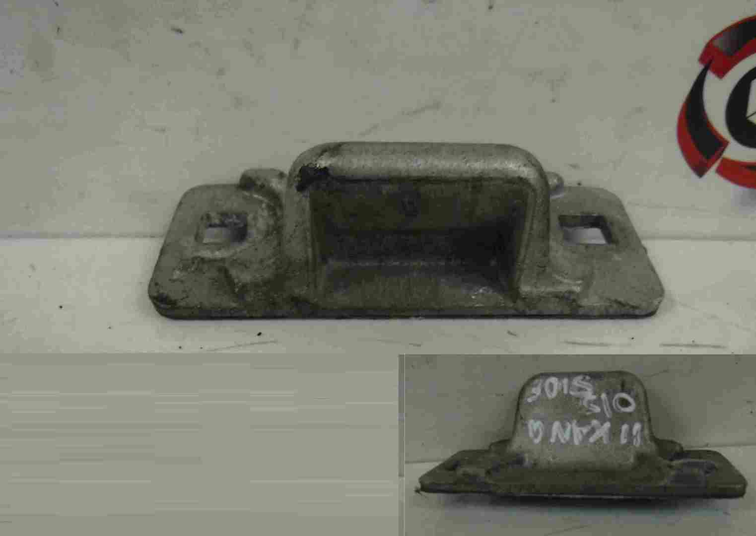 Renault Kangoo 2007-2017 Drivers OS Sliding Door Catch Bracket 65493r