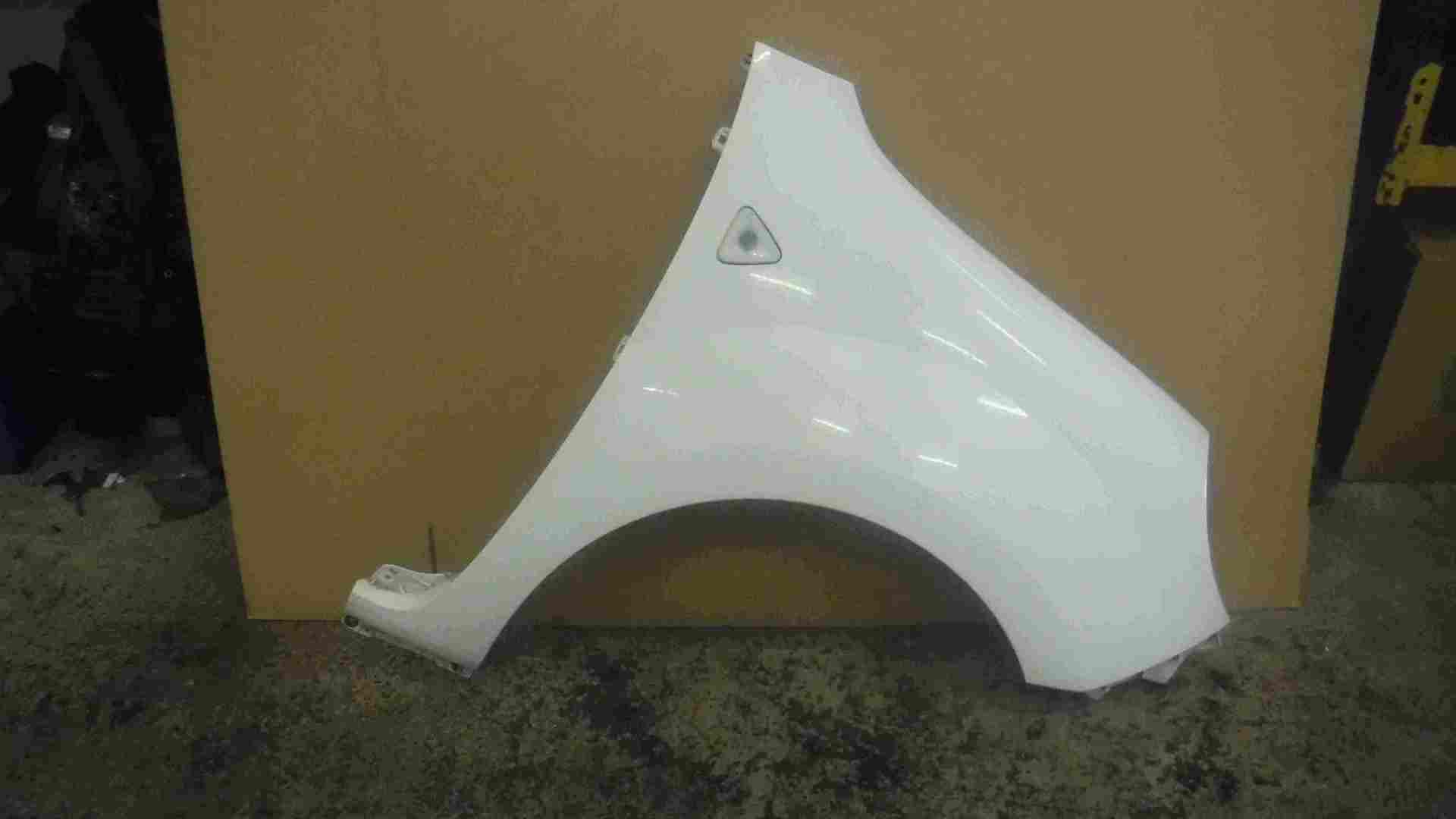 Renault Kangoo 2007-2017 Drivers OS Wing White OV389