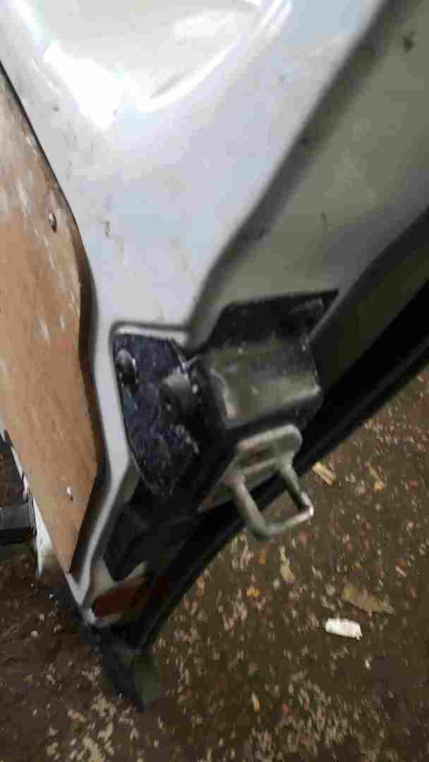 Thumb 5 Renault Kangoo 2007-2017 Drivers OSR Rear Barn Door White O369