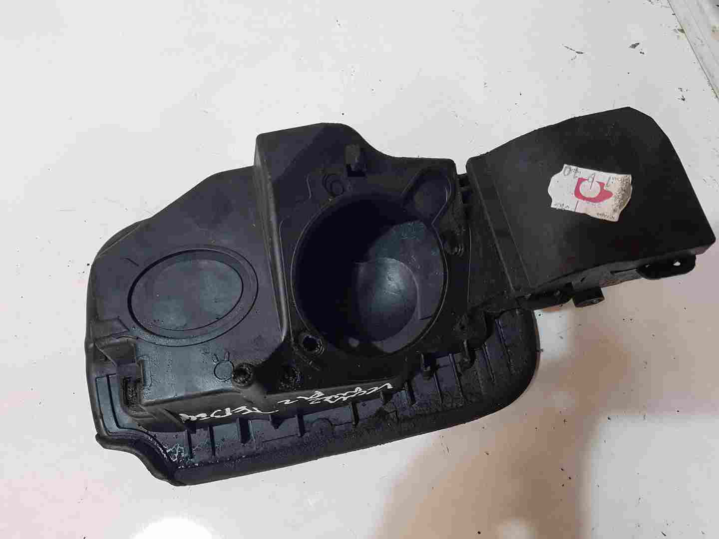 Thumb 3 Renault Kangoo 2007-2017 Fuel Flap Cover Sliver Teb64 + Backing