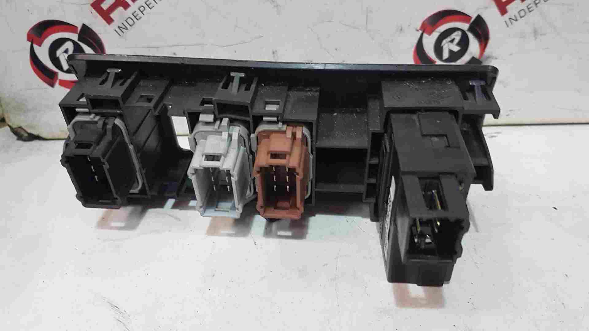 Thumb 2 Renault Kangoo 2007-2017 Headlight Adjuster Switch Panel 8200451648