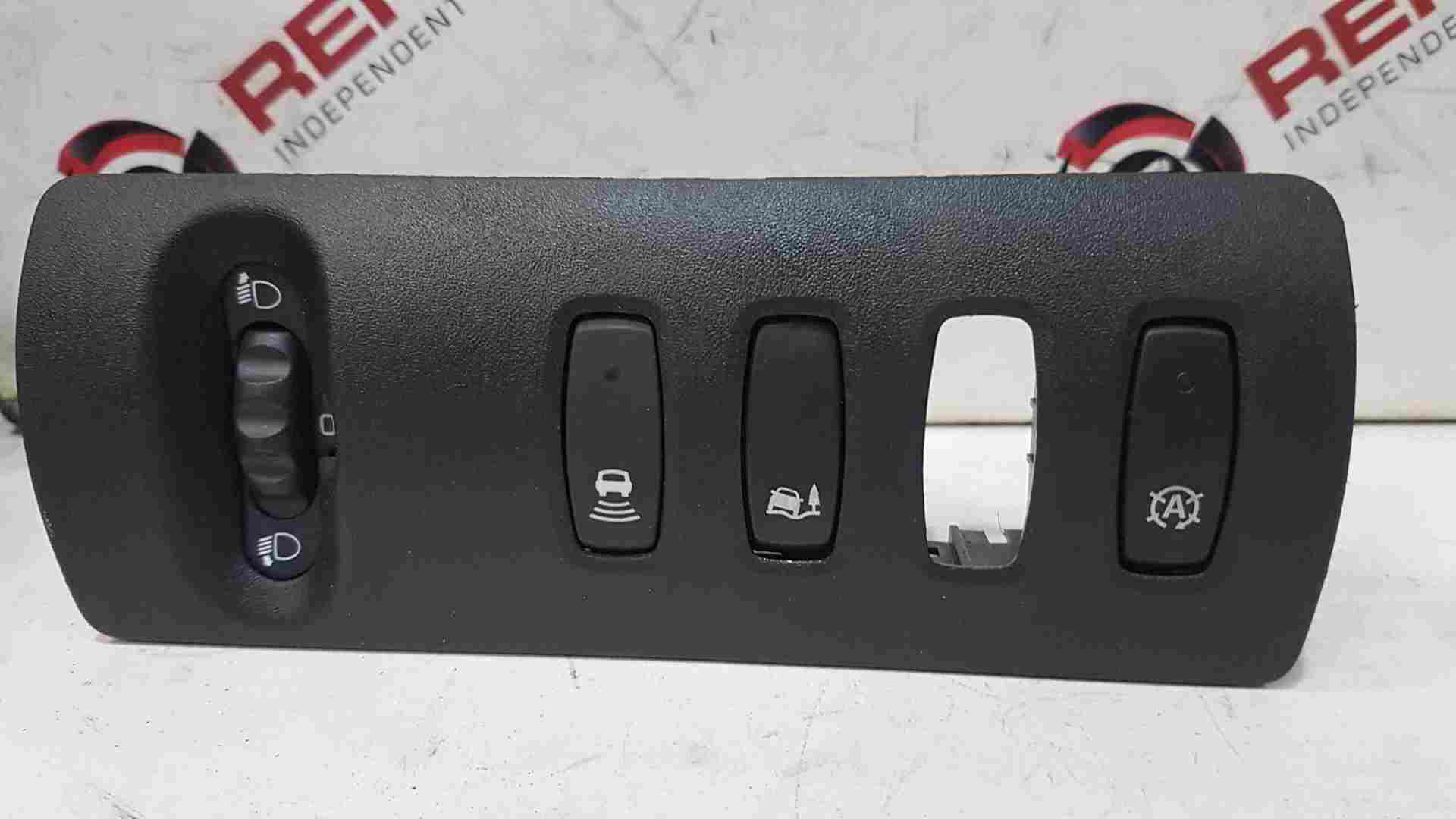 Thumb 4 Renault Kangoo 2007-2017 Headlight Adjuster Switch Panel 8200451648