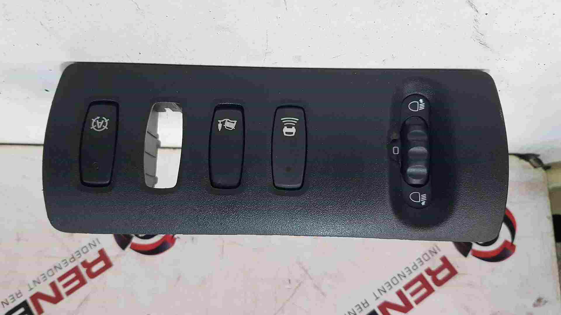 Thumb 6 Renault Kangoo 2007-2017 Headlight Adjuster Switch Panel 8200451648