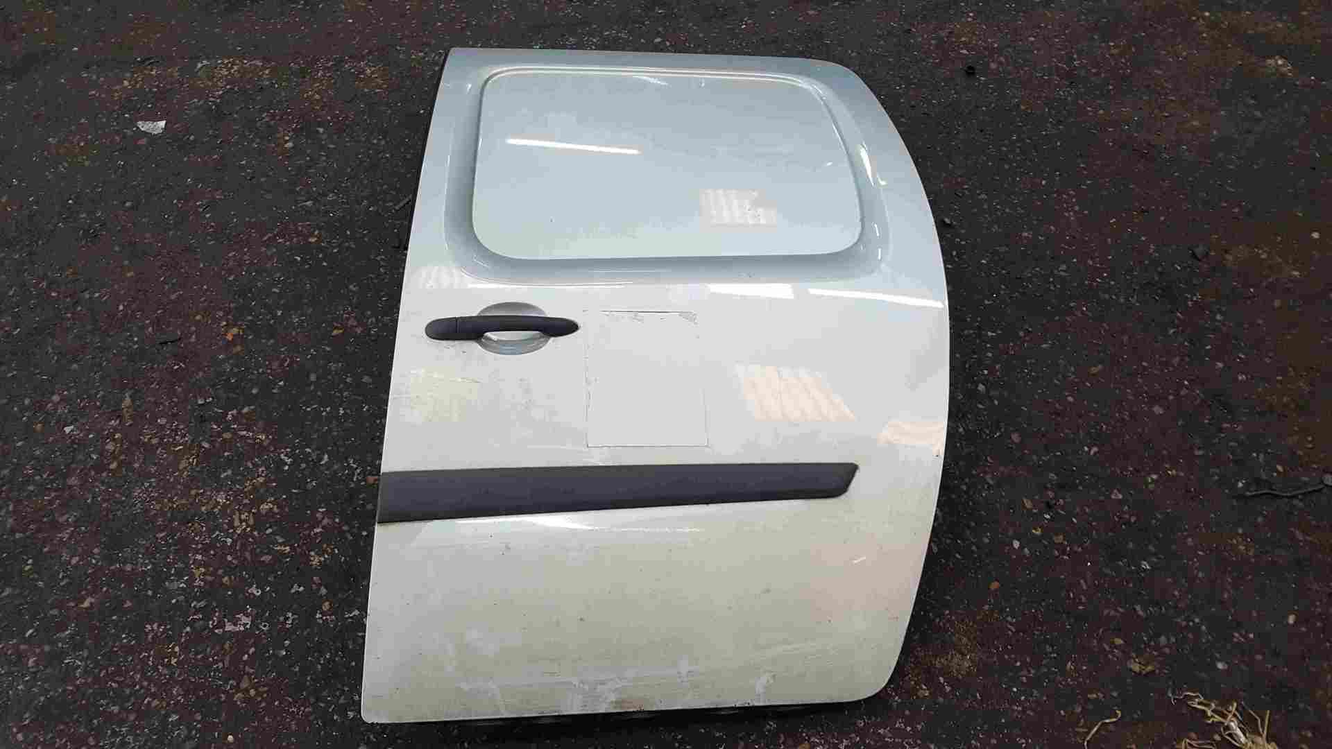 Renault Kangoo 2007-2017 Passenger NS Sliding Door Silver TEB64