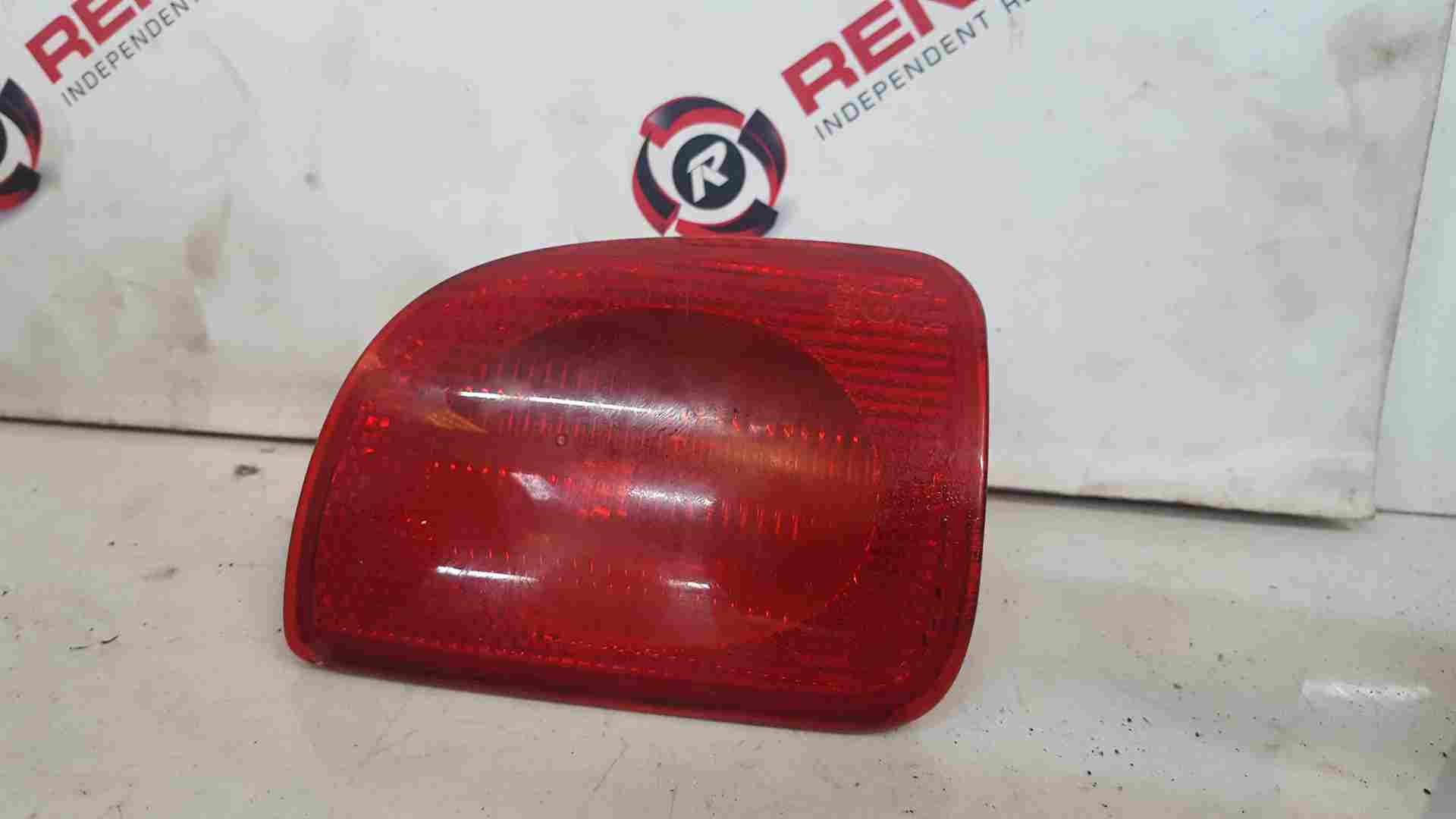 Thumb 3 Renault Kangoo 2007-2017 Passenger NSR Rear Reflector Light 8200419906