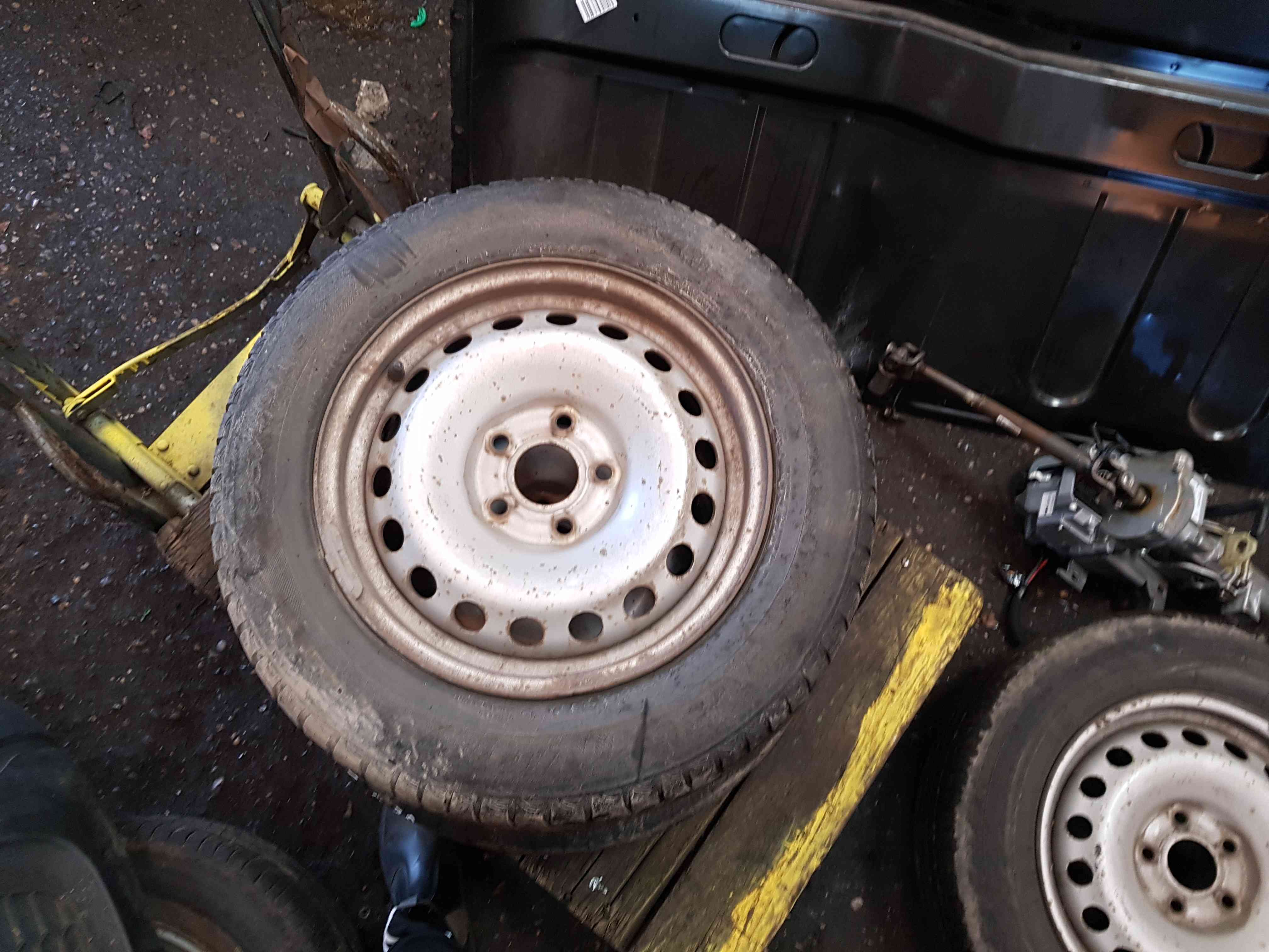 Thumb 7 Renault Kangoo 2007-2017 Steel Wheel RIM 15Inch 5 Stud 4/5 4Mm 195 65 15