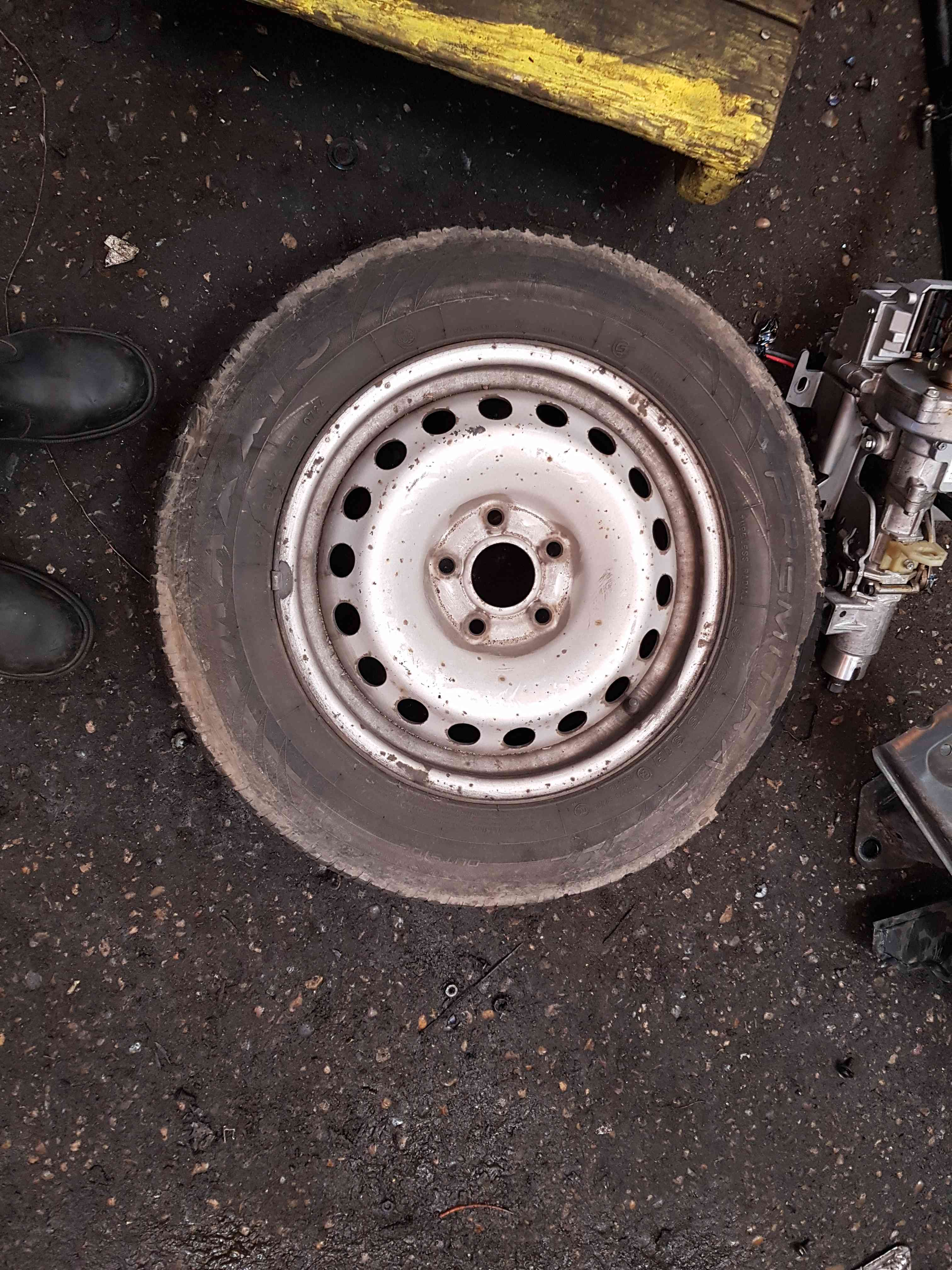 Thumb 2 Renault Kangoo 2007-2017 Steel Wheel RIM 15Inch 5 Stud 4/5 4Mm 195 65 15