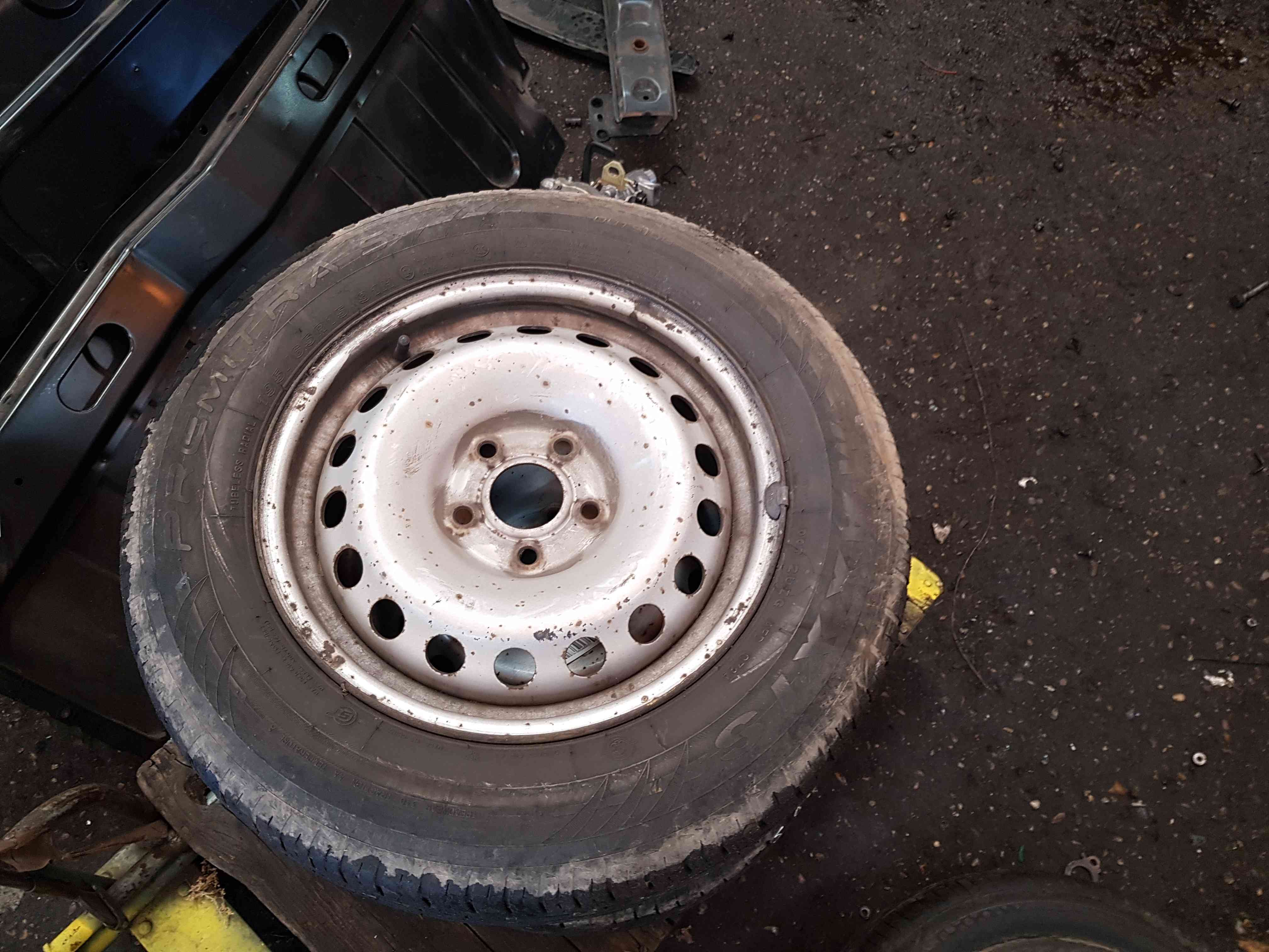 Thumb 8 Renault Kangoo 2007-2017 Steel Wheel RIM 15Inch 5 Stud 4/5 4Mm 195 65 15