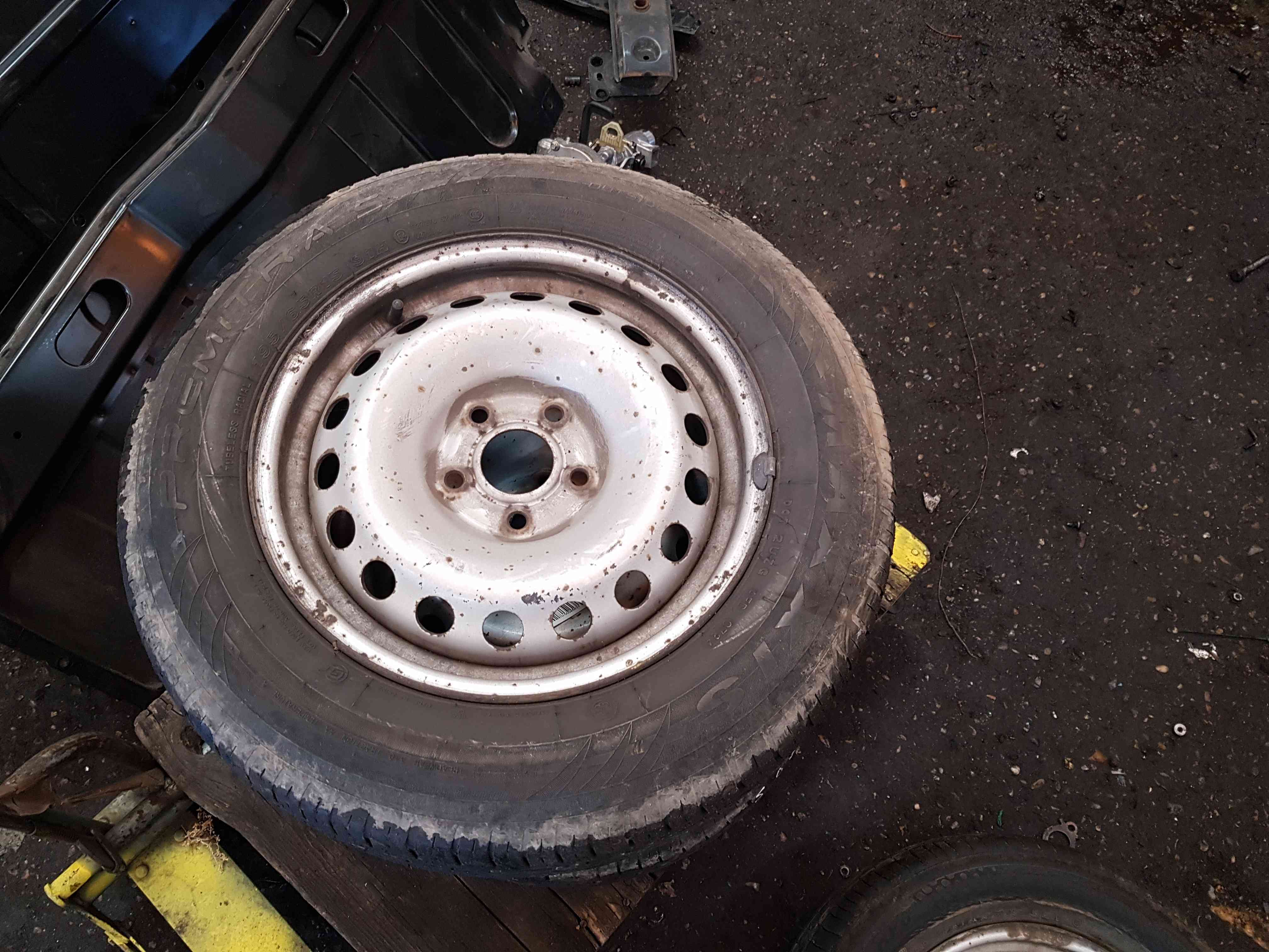 Thumb 10 Renault Kangoo 2007-2017 Steel Wheel RIM 15Inch 5 Stud 4/5 4Mm 195 65 15