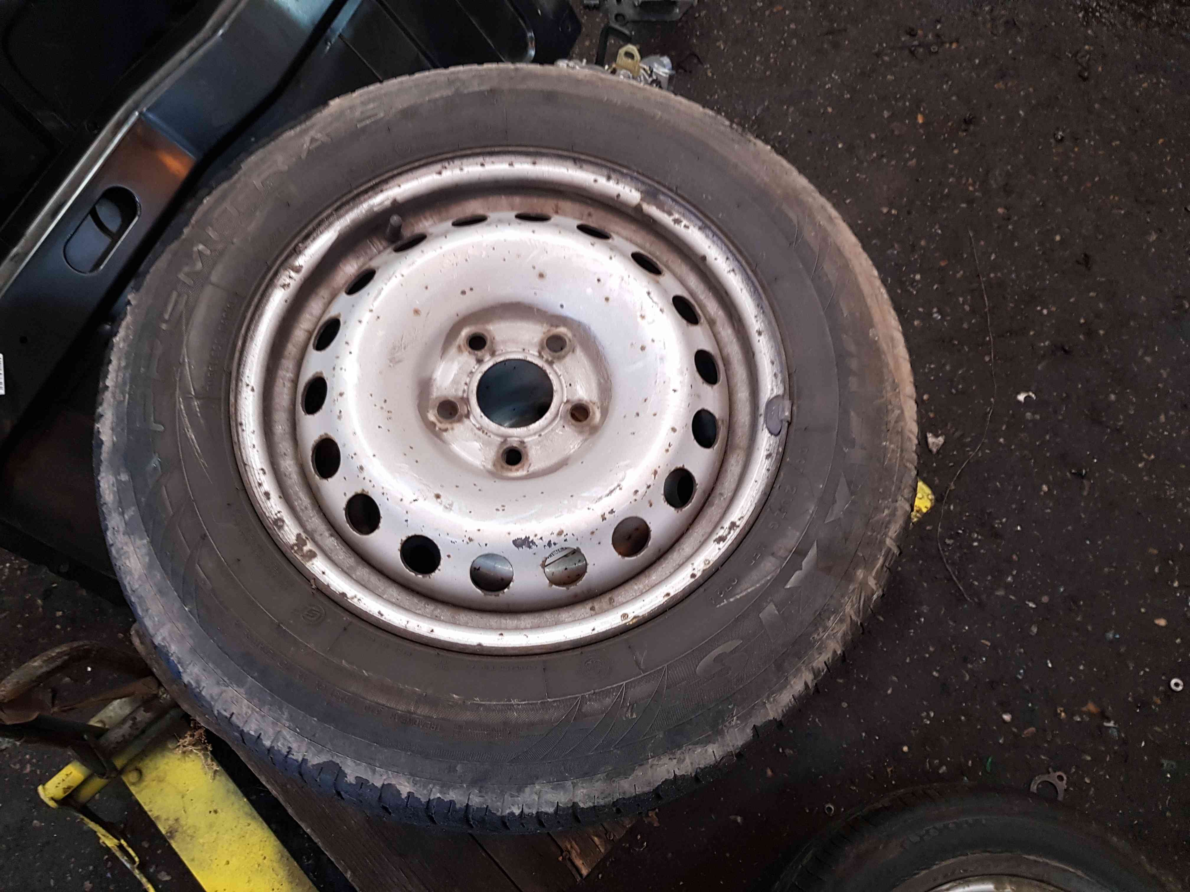 Thumb 14 Renault Kangoo 2007-2017 Steel Wheel RIM 15Inch 5 Stud 4/5 4Mm 195 65 15