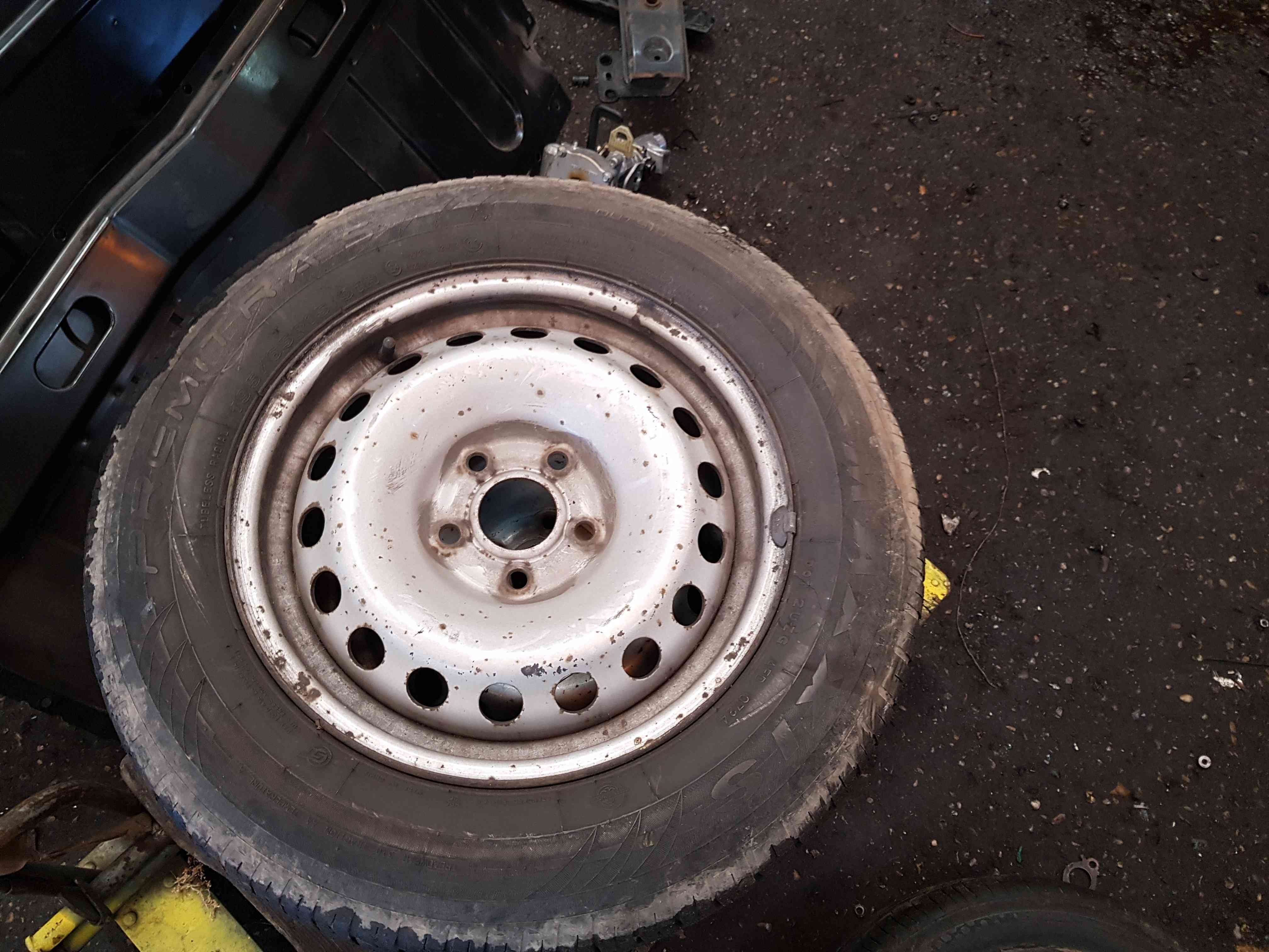 Thumb 15 Renault Kangoo 2007-2017 Steel Wheel RIM 15Inch 5 Stud 4/5 4Mm 195 65 15