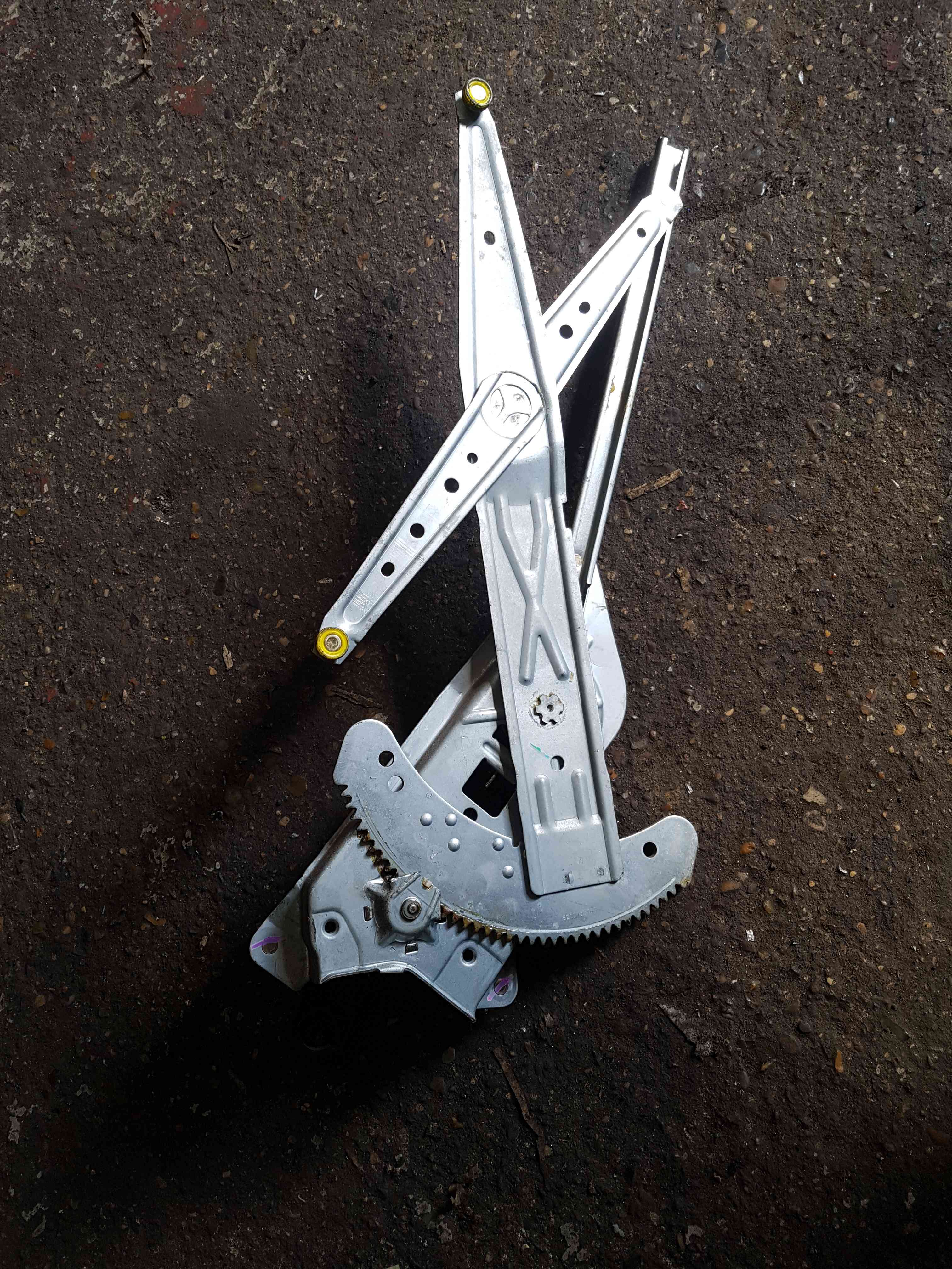 Thumb 7 Renault Kangoo MK1 2000-2003 Passenger NSF Front Window Regulator REG Manual