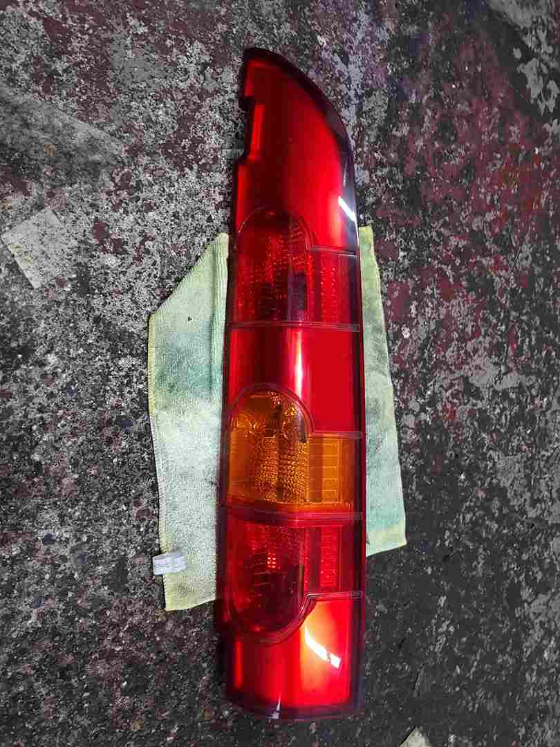 Thumb 4 Renault Kangoo MK1 Ph2 2003-2007 Drivers OSR Rear Light 8200150626