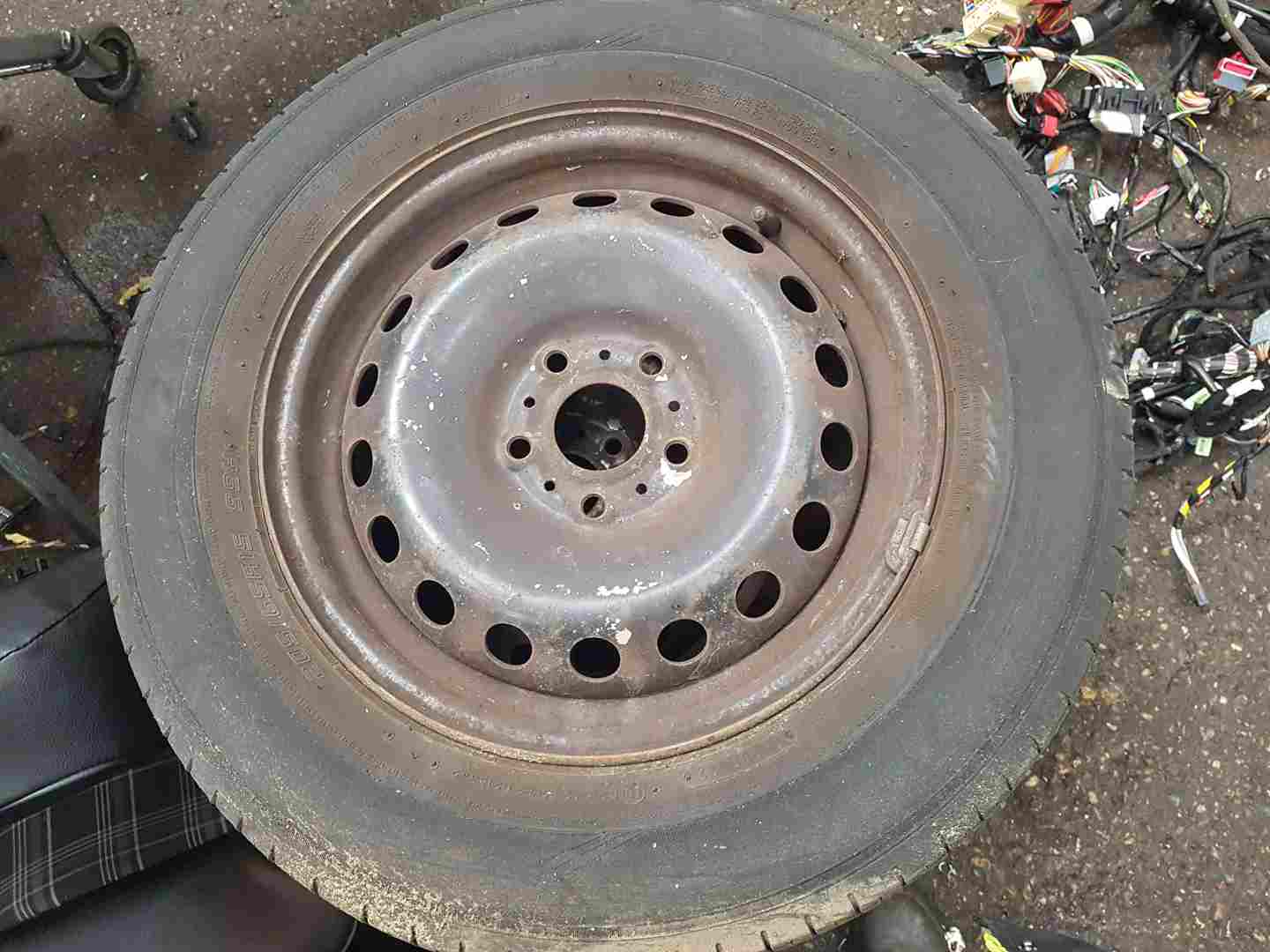 Thumb 2 Renault Kangoo MK2 2007-2013 Spare Steel Wheel + Tyre  Tread 3/5 205 65 15 5mm
