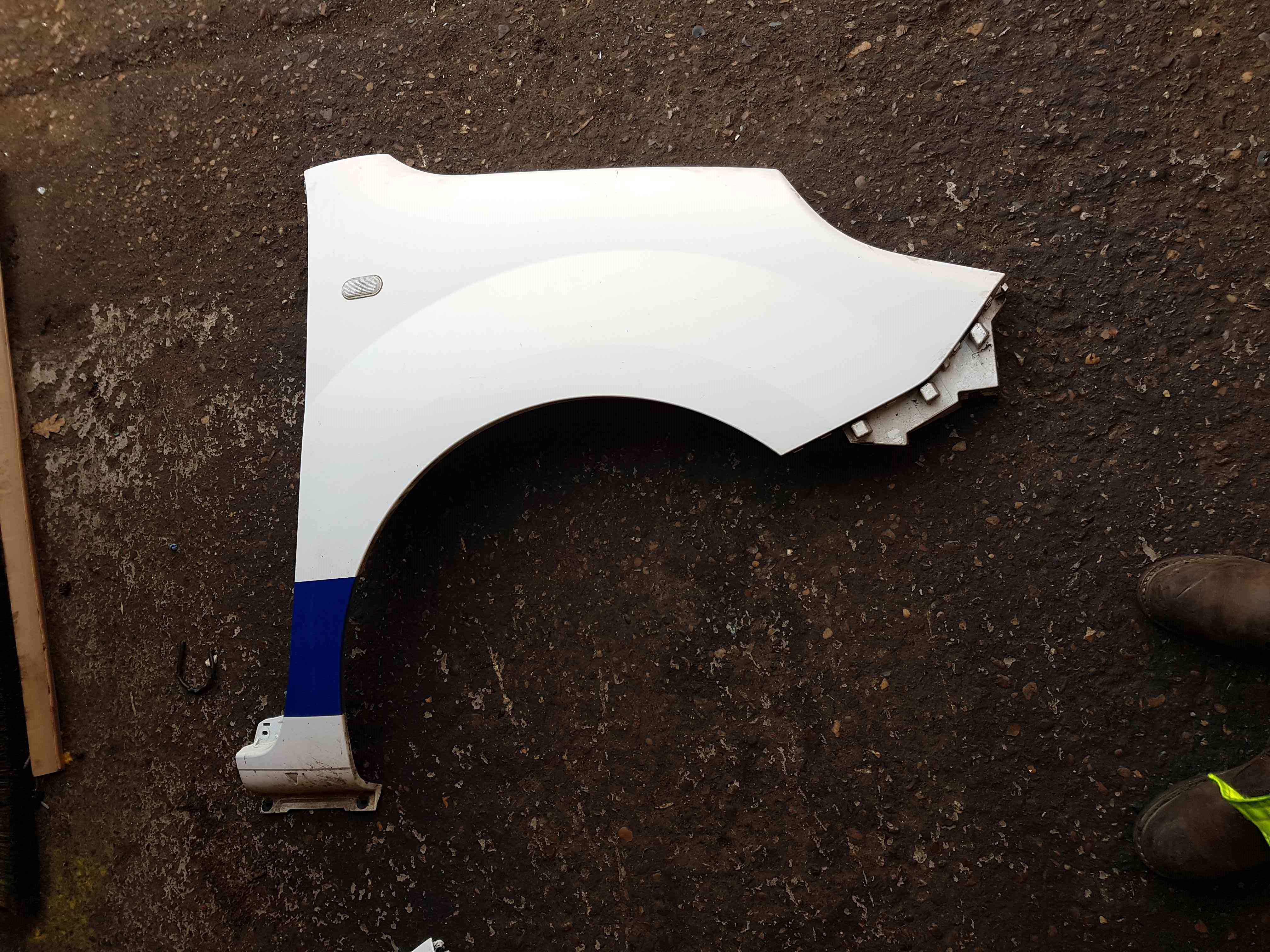 Thumb 2 Renault Kangoo MK2 2013-2017 Drivers Os OSF Wing White QNG