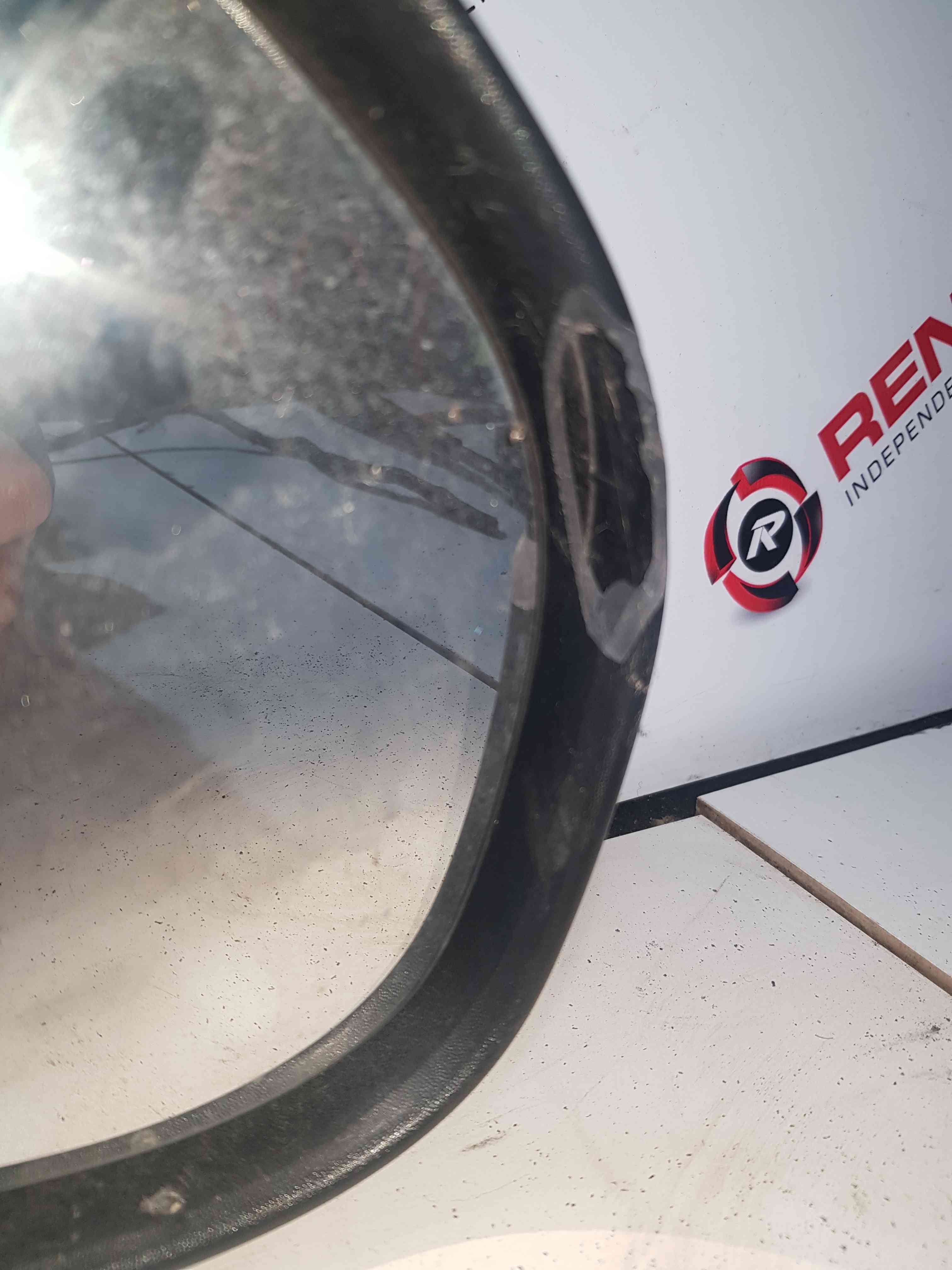 Thumb 7 Renault Kangoo MK2 2013-2017 Drivers Os Wing Mirror Plain Black Electric DAMAGED