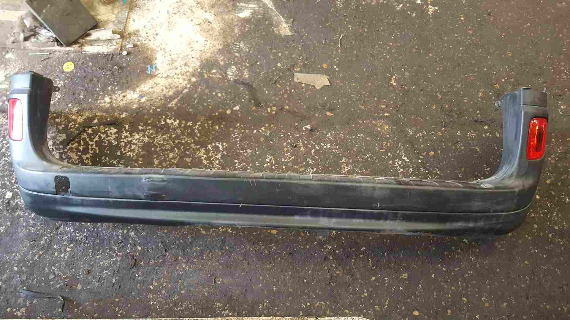 Renault Kangoo MK2 ph2 2013-2017 Rear Bumper Plain Black