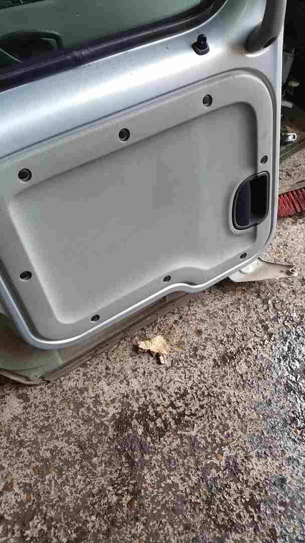 Thumb 3 Renault Kangoo MPV 1993-2003 Passenger NS Sliding Door Silver Teb64