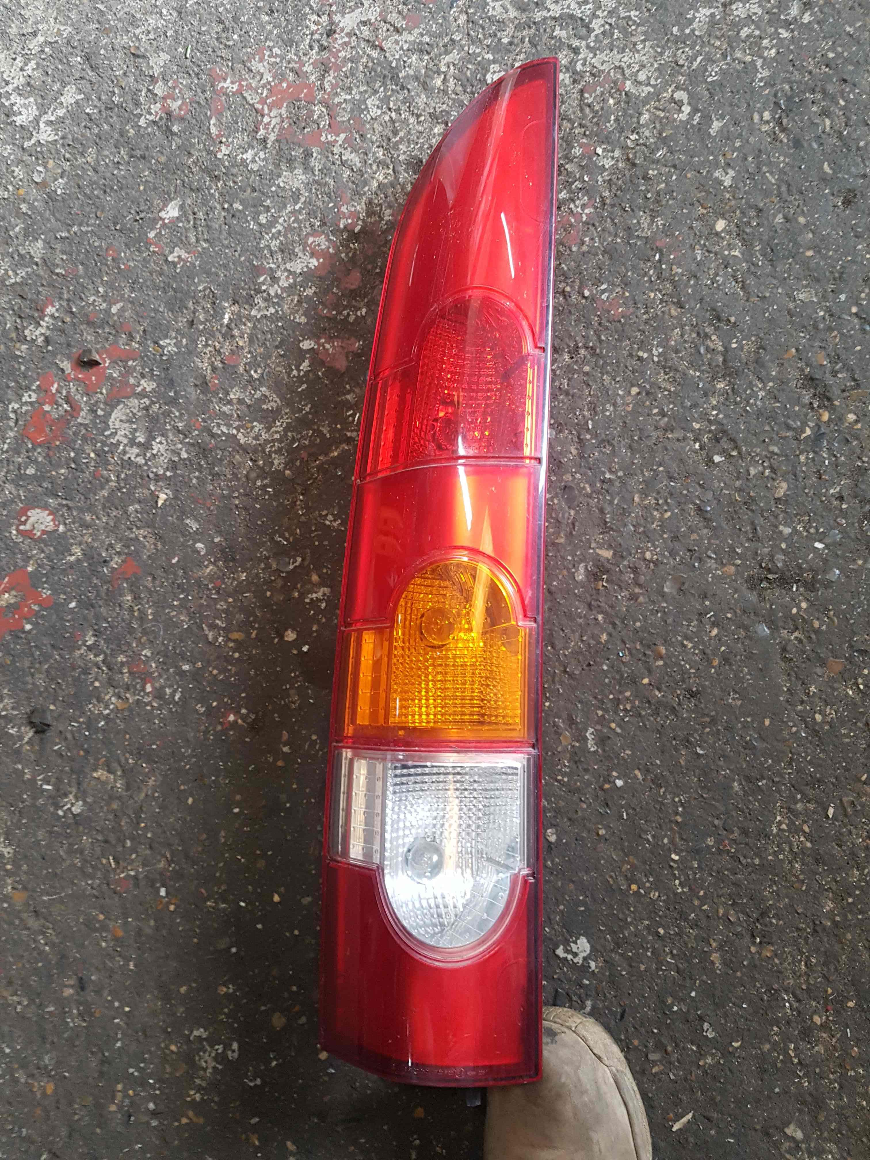 Thumb 2 Renault Kangoo MPV 1997-2007 Passenger NSR Rear Light Lens 