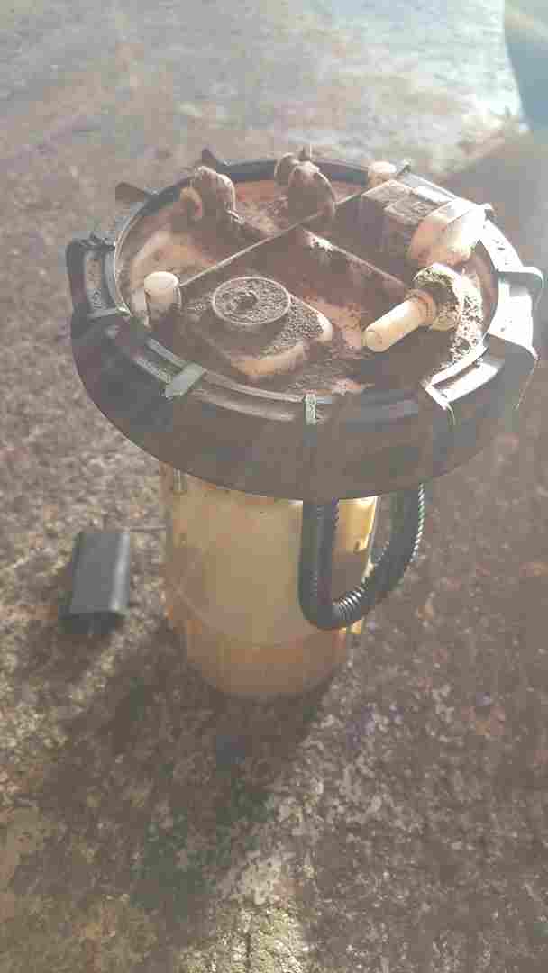 Renault Kangoo MPV 2003-2007 1.6 16V Fuel Sender Pump Unit