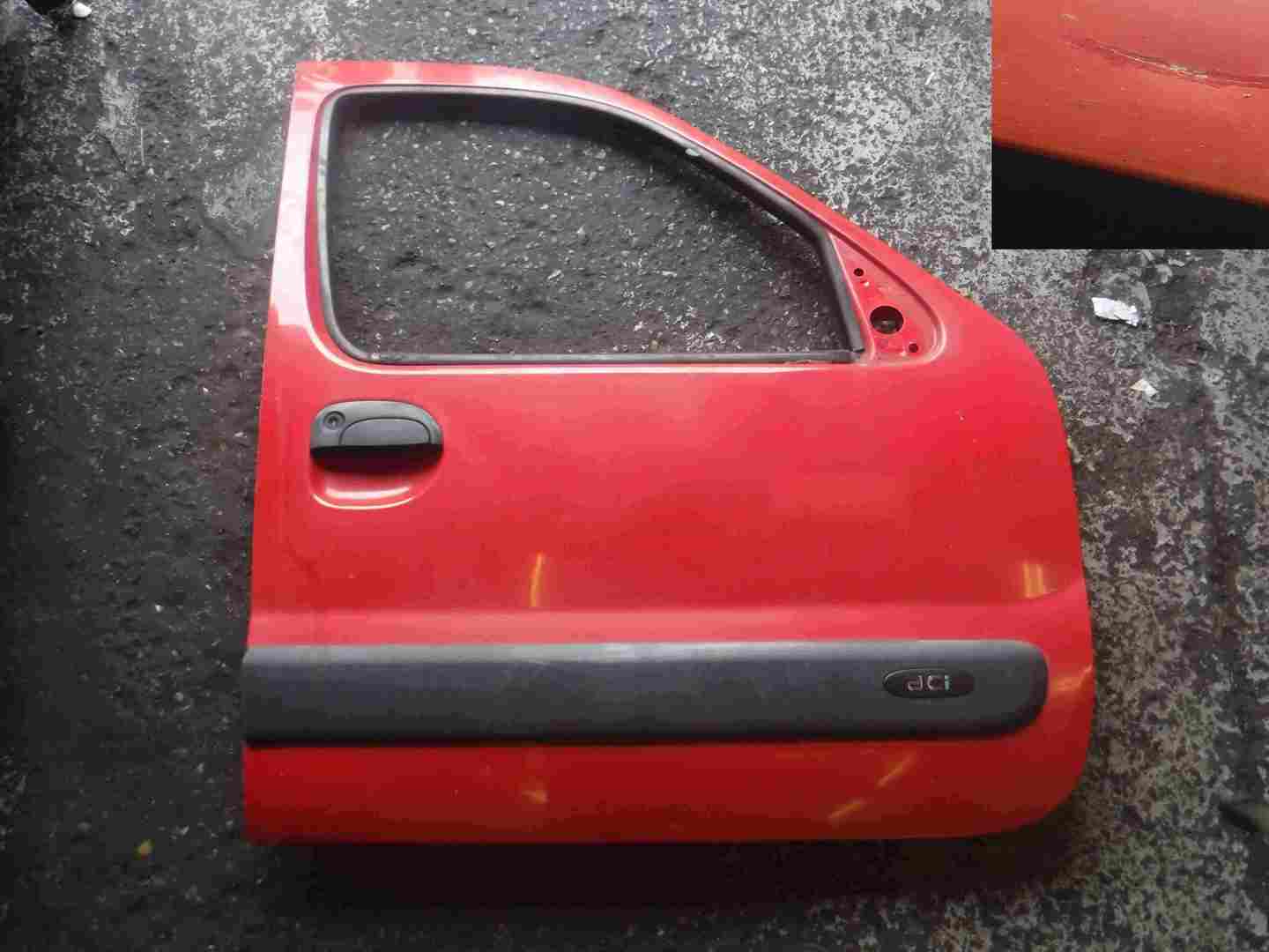 Renault Kangoo MPV 2003-2007 Drivers OSF Front Door Red CMC74
