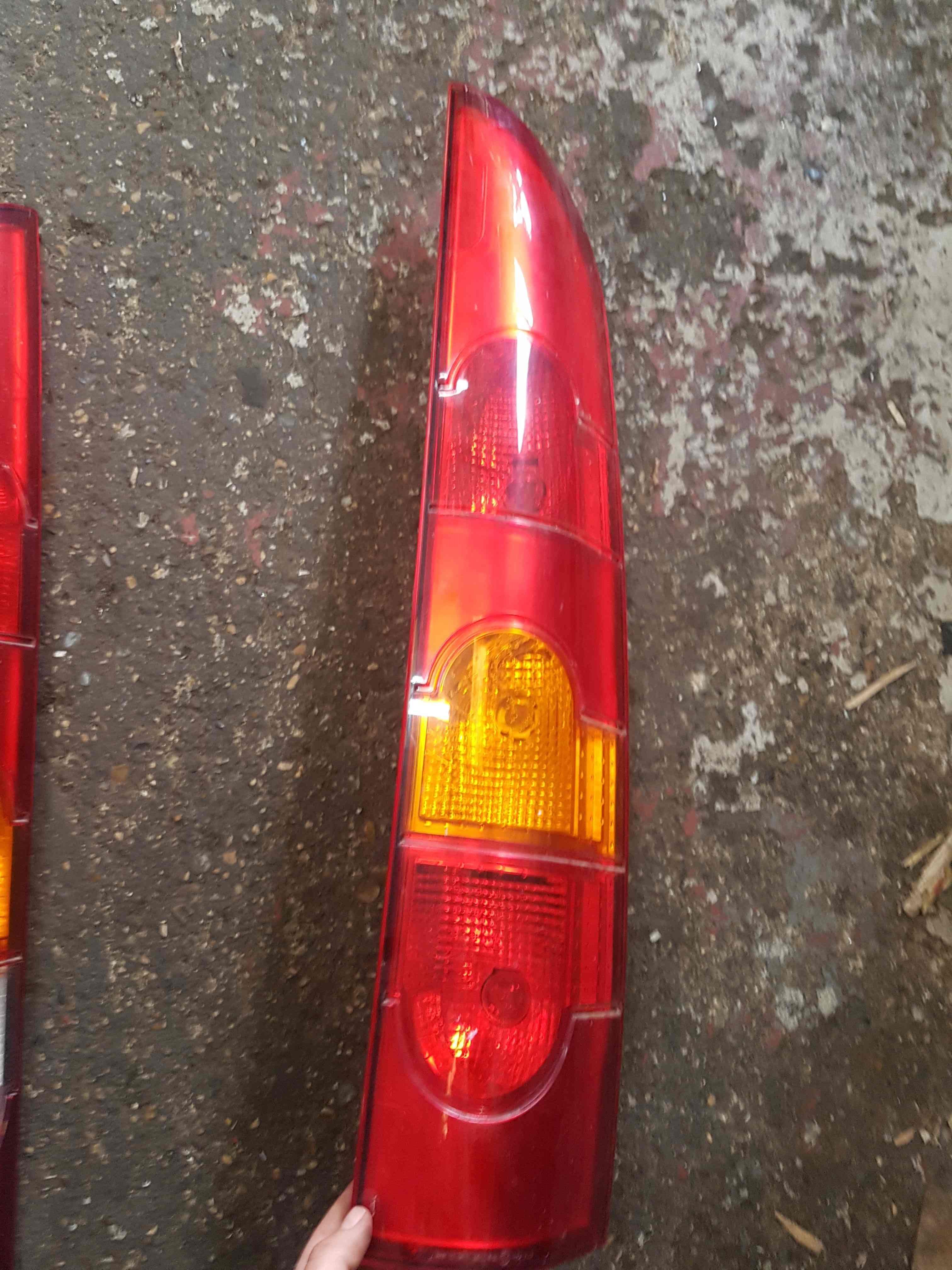 Thumb 5 Renault Kangoo MPV 2003-2007 Drivers OSR Rear Light