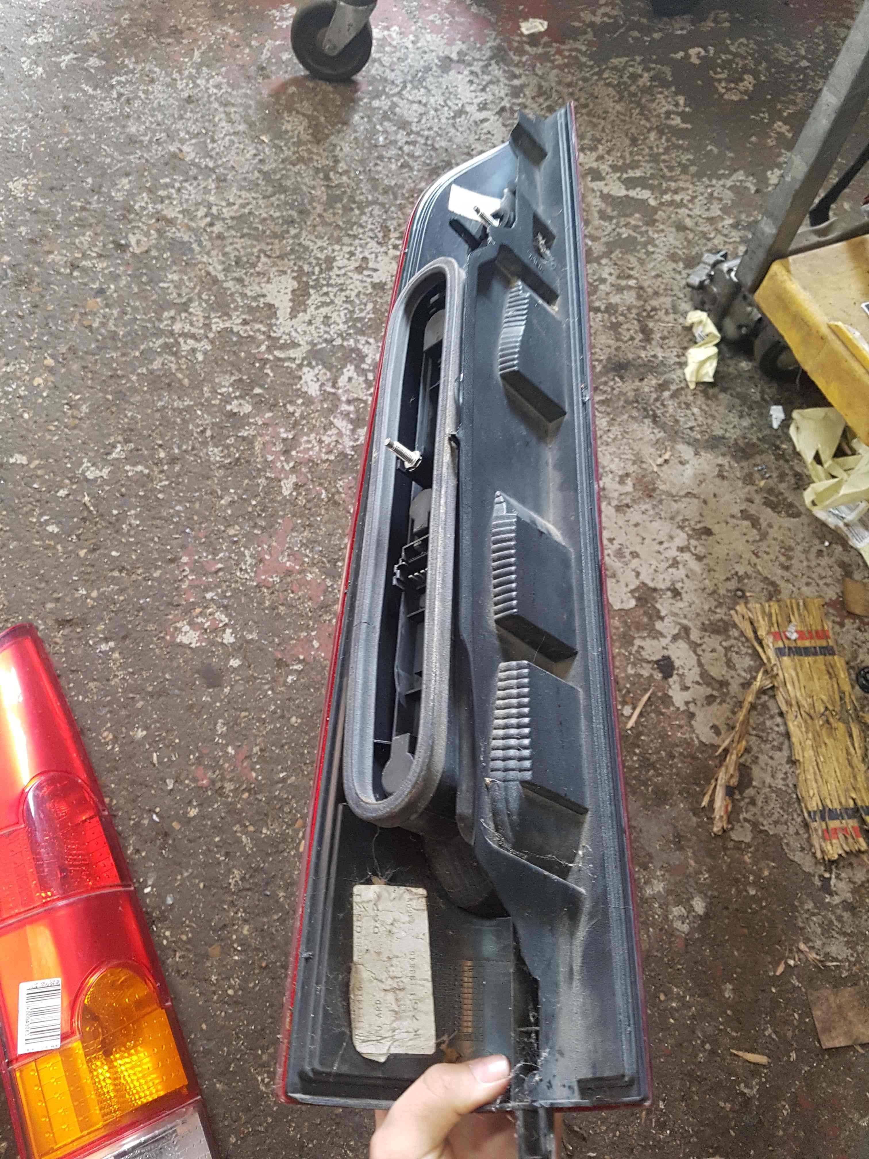 Thumb 6 Renault Kangoo MPV 2003-2007 Drivers OSR Rear Light