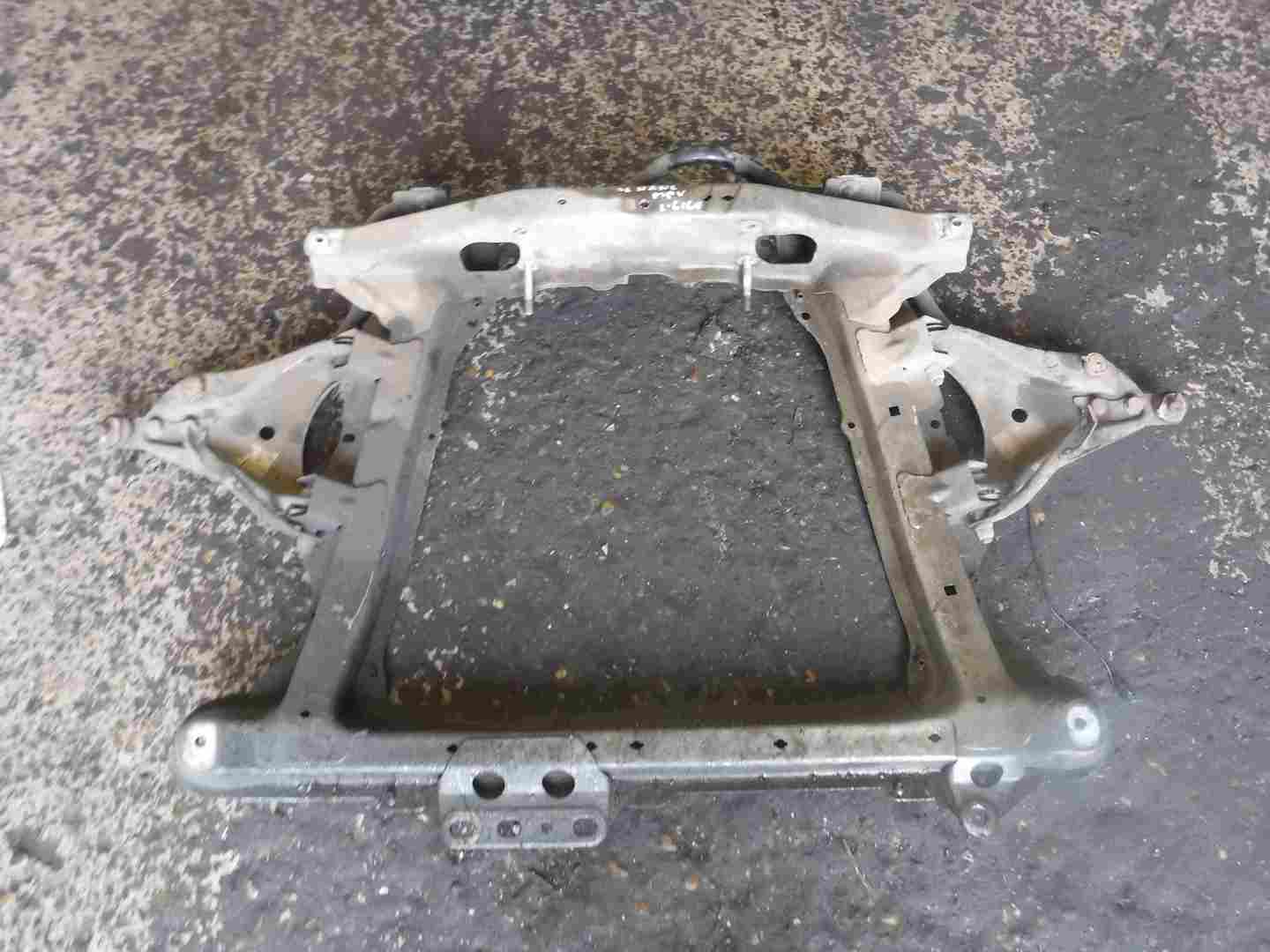 Renault Kangoo MPV 2003-2007 Front Subframe Wish Bones