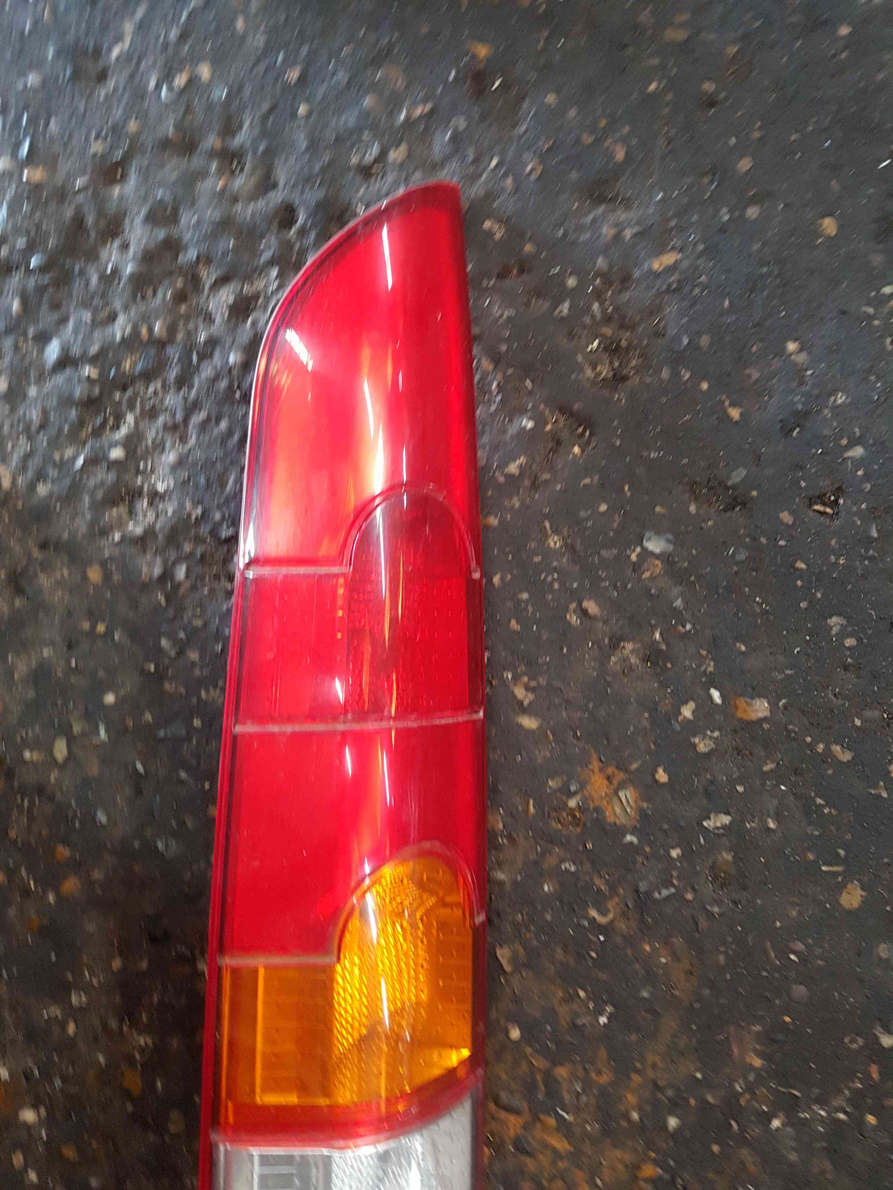 Thumb 3 Renault Kangoo MPV 2003-2007 Passenger NSR Rear Light Lift Up Boot