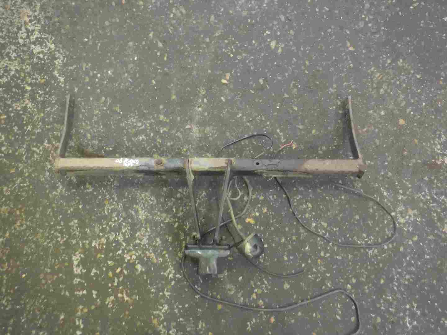 Renault Kangoo MPV 2003-2007 Rear Tow Bar Complete