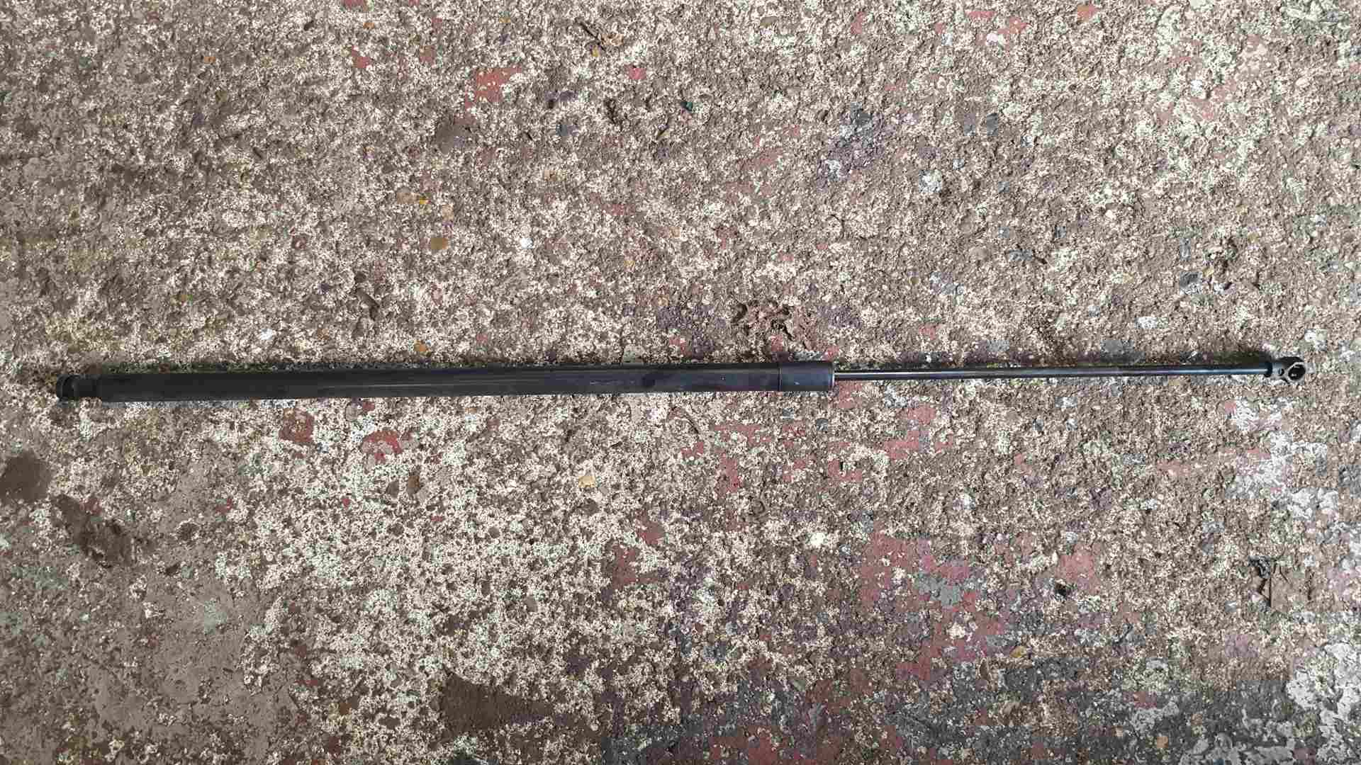 Renault Kangoo MPV 2007-2017 Rear Boot Gas Strut 8200497806