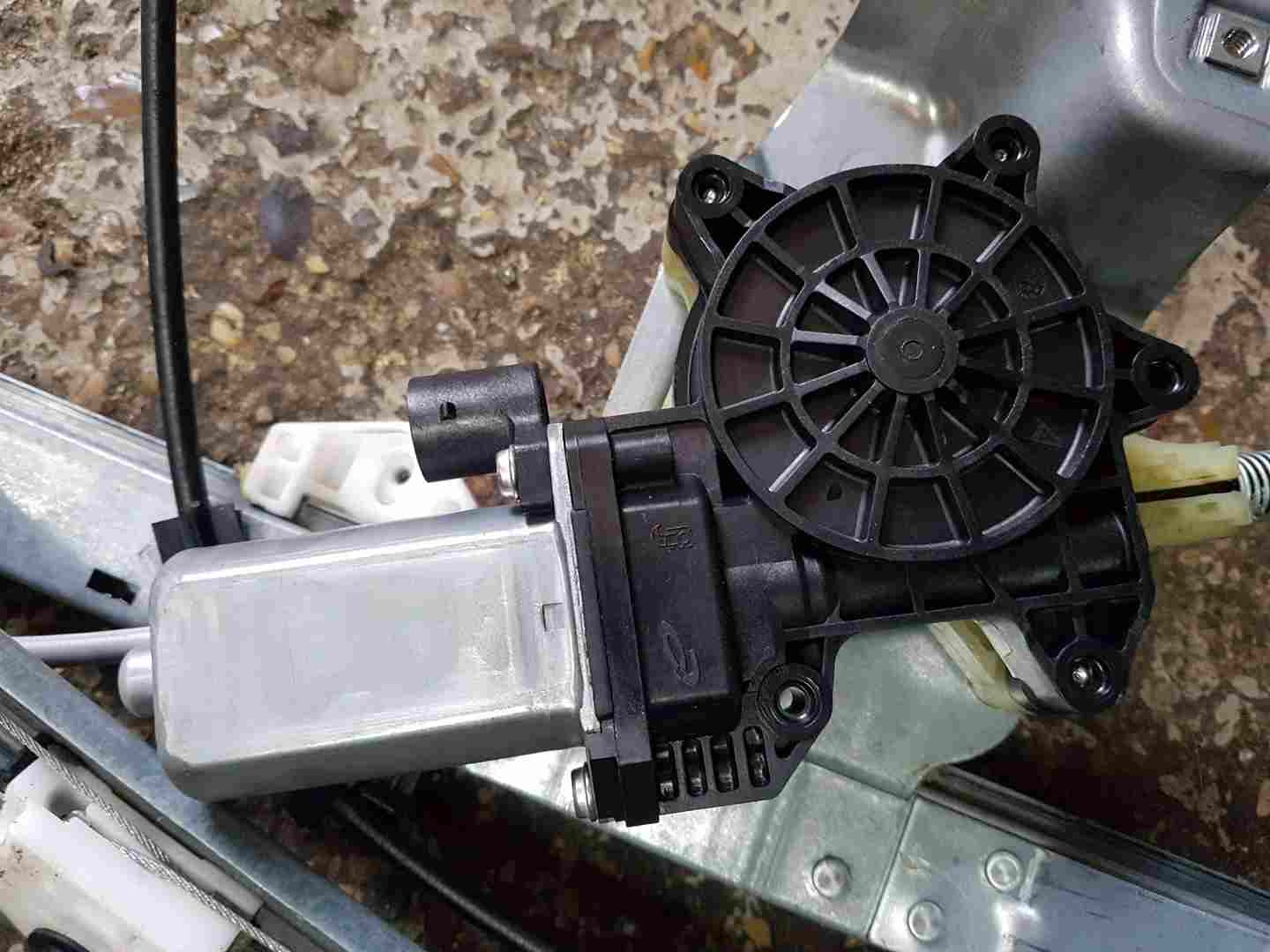 Thumb 2 Renault Kangoo Maxi 2007-2021 Passenger NSF Front Window Motor + Regulator