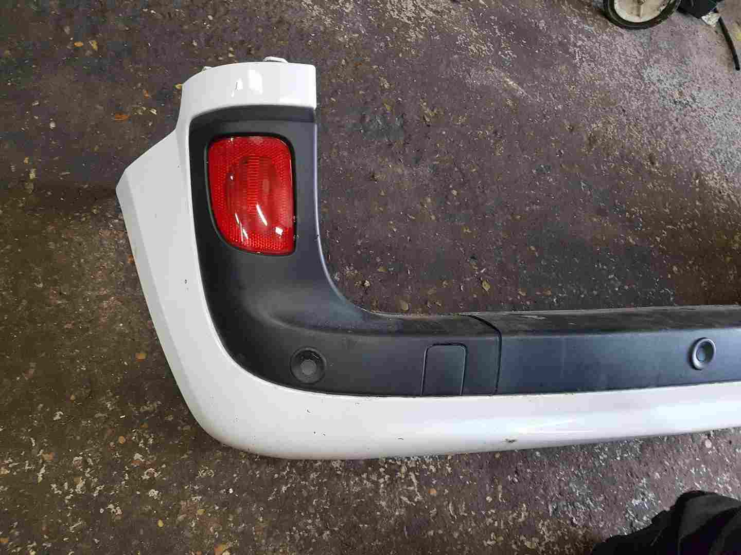 Thumb 3 Renault Kangoo Maxi 2013-2021 Rear Bumper White Reversing Sensors