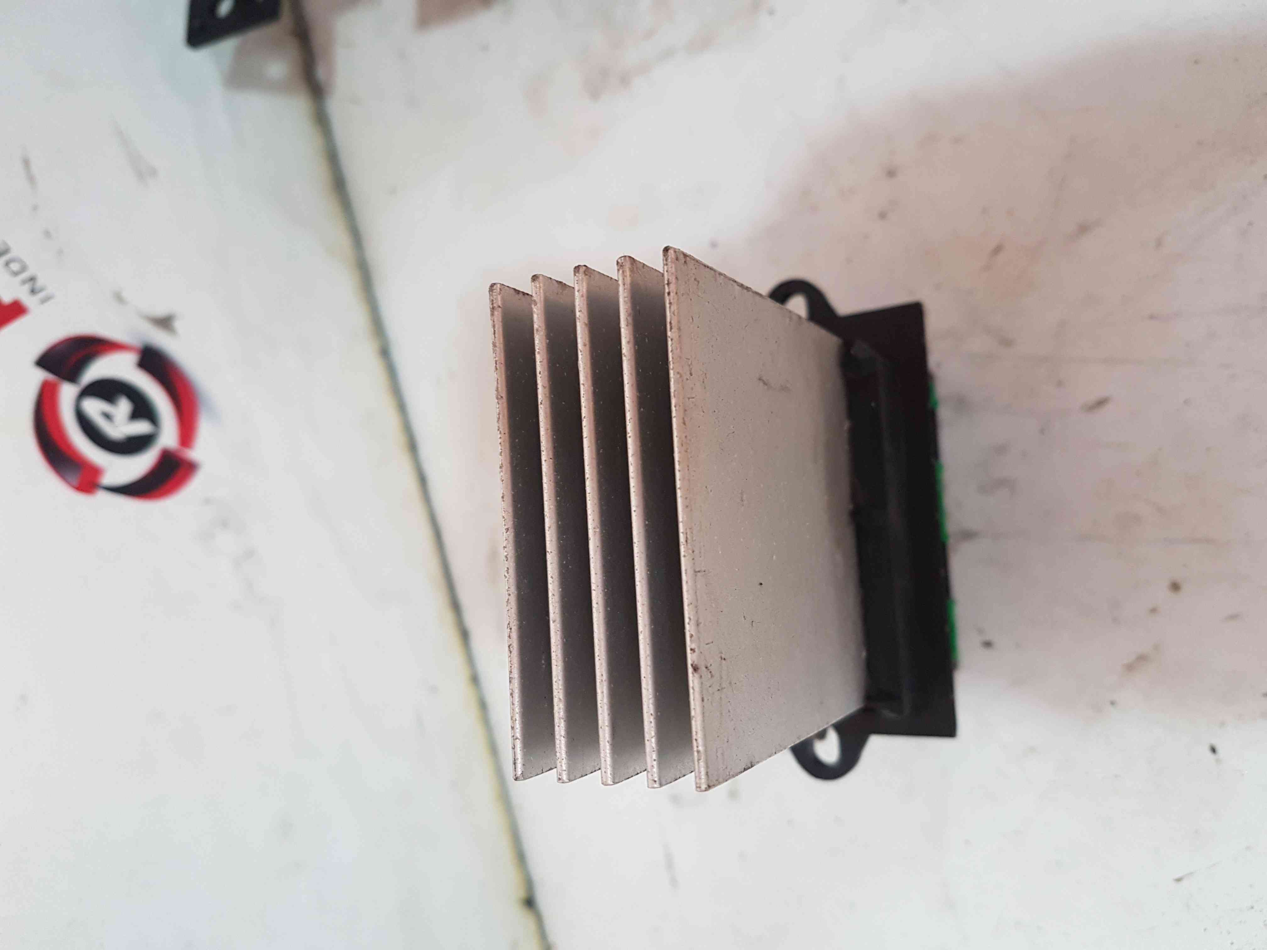 Thumb 6 Renault Koleos 2008-2010 Heater Resistor T1000948e