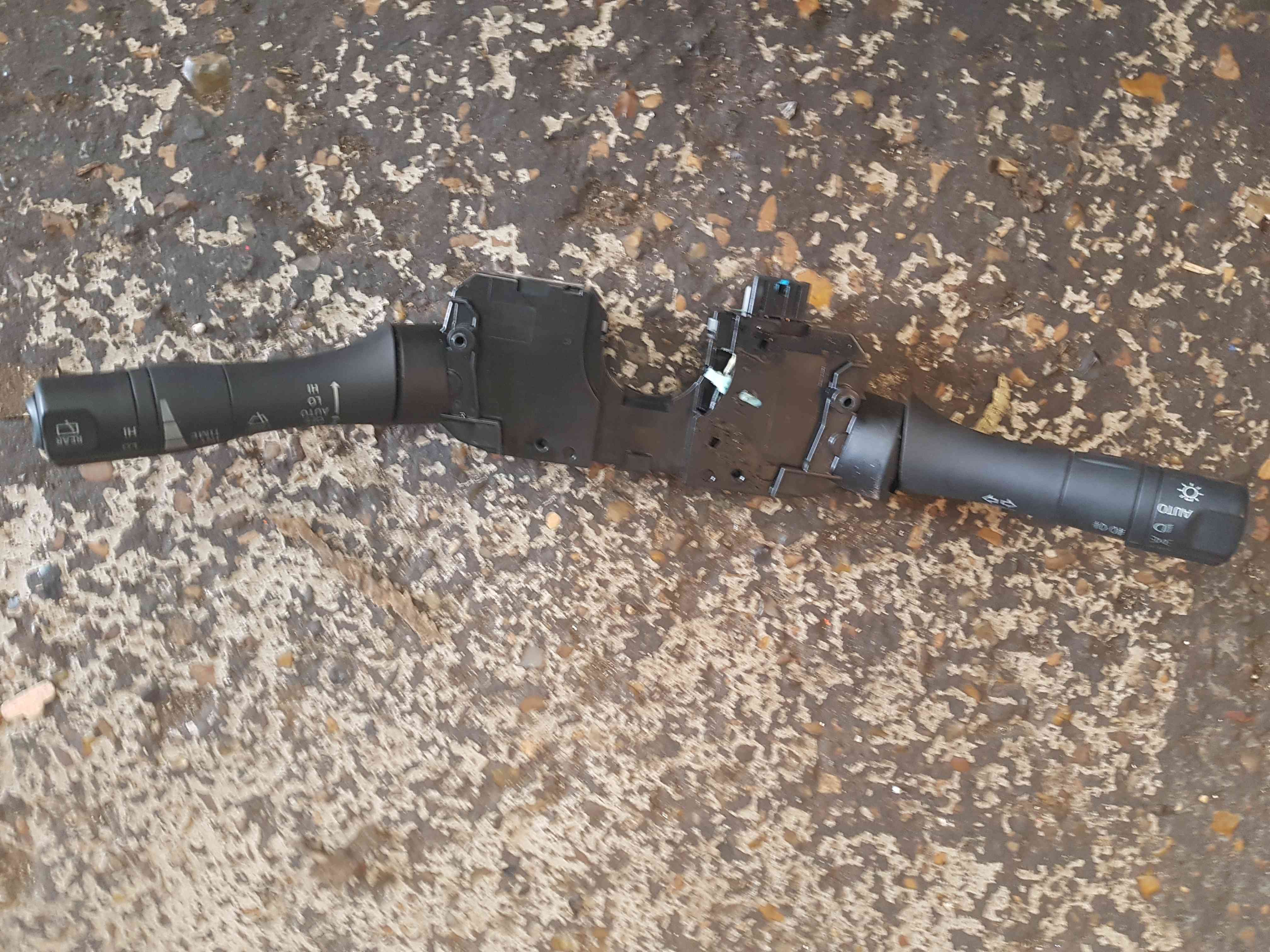 Renault Koleos 2008-2010 Steering Wheel Squib Indicator Stalk Switch Headlight