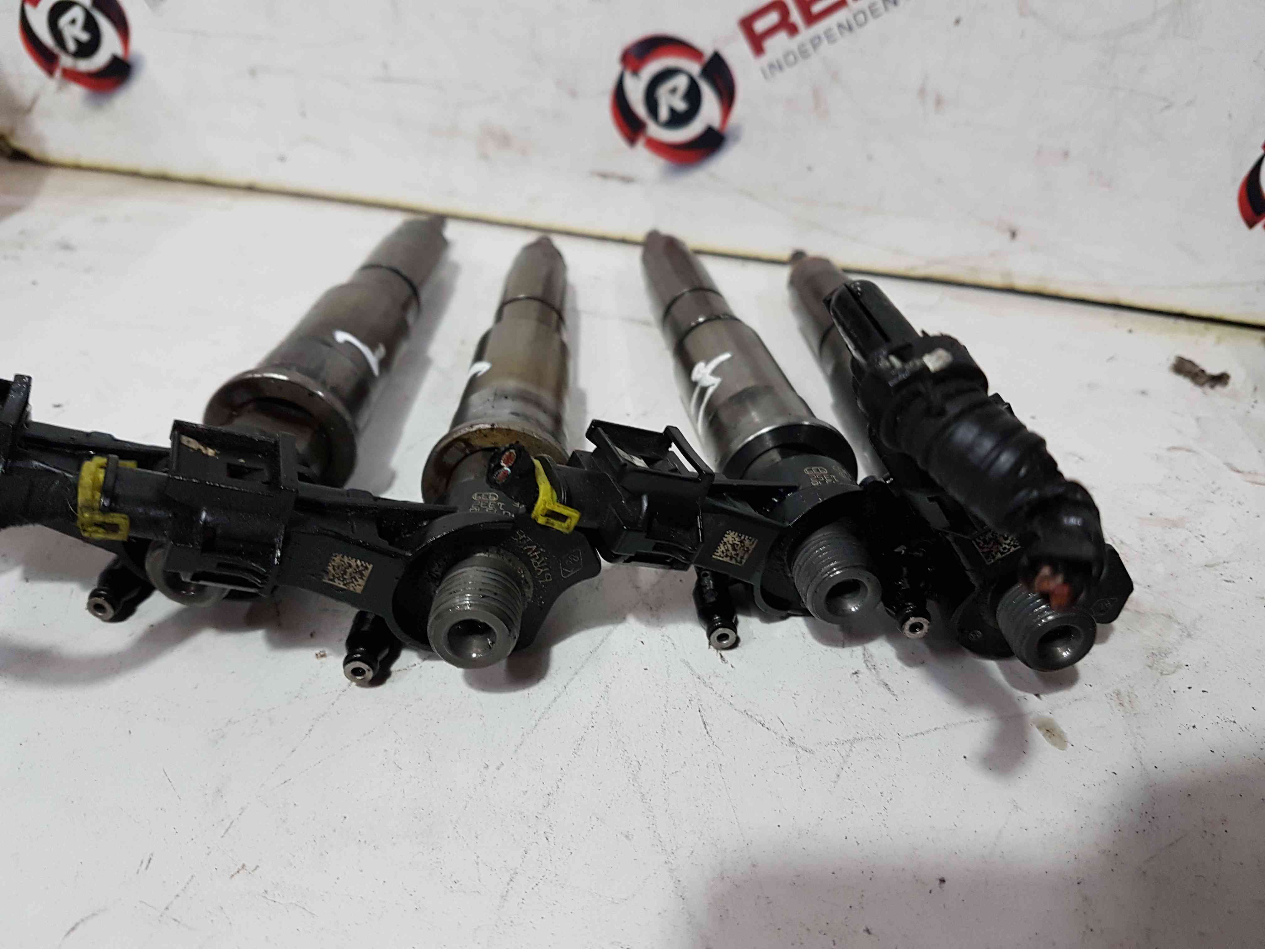 Thumb 3 Renault Koleos 2008-2015 2.0 DCI Diesel Fuel Injectors X4 ONE Month OLD DKA7K51