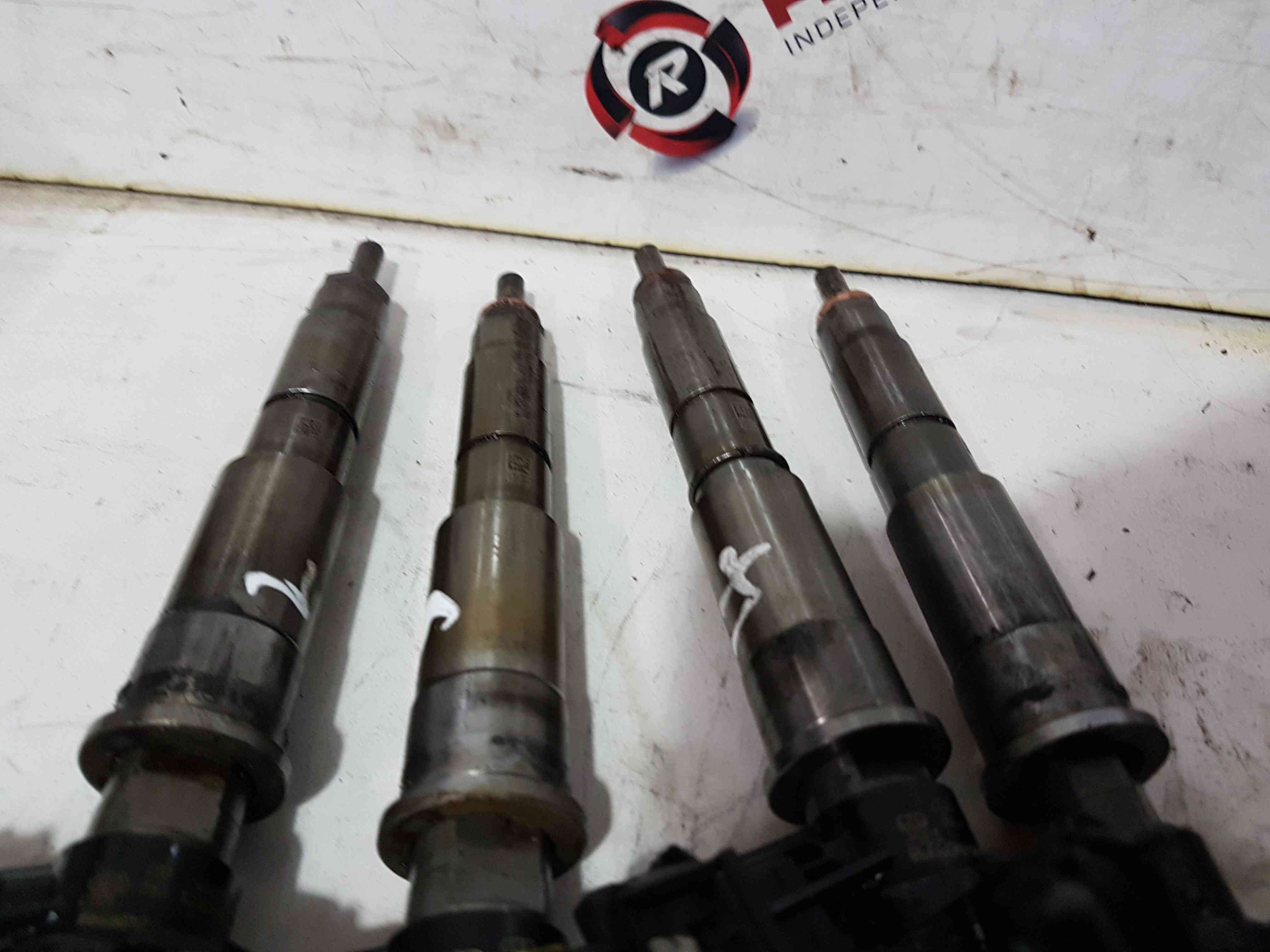Thumb 4 Renault Koleos 2008-2015 2.0 DCI Diesel Fuel Injectors X4 ONE Month OLD DKA7K51