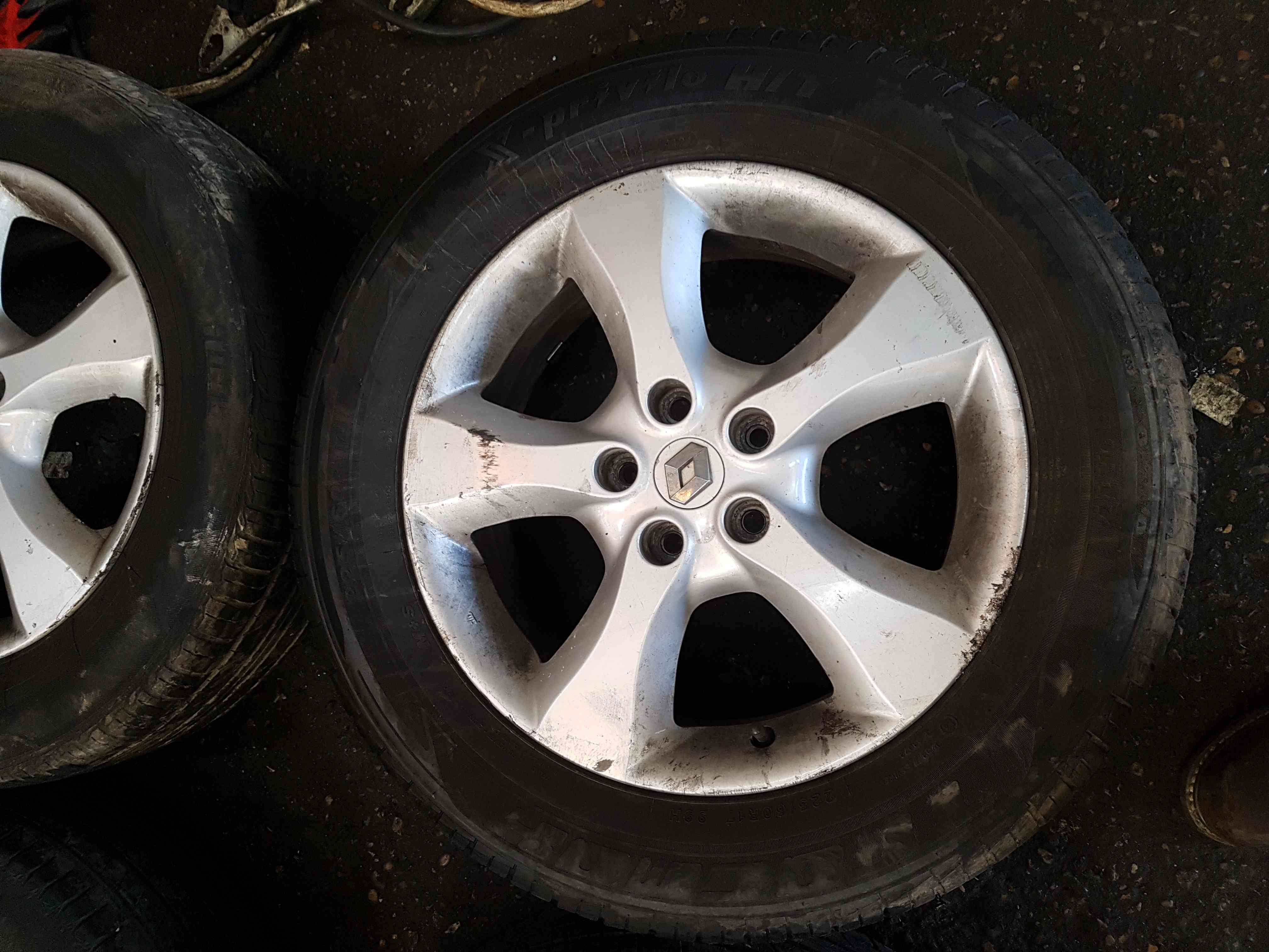 Thumb 3 Renault Koleos 2008-2015 Alloy Wheels SET 17Inch X4 4/5 235 60 17 6mm