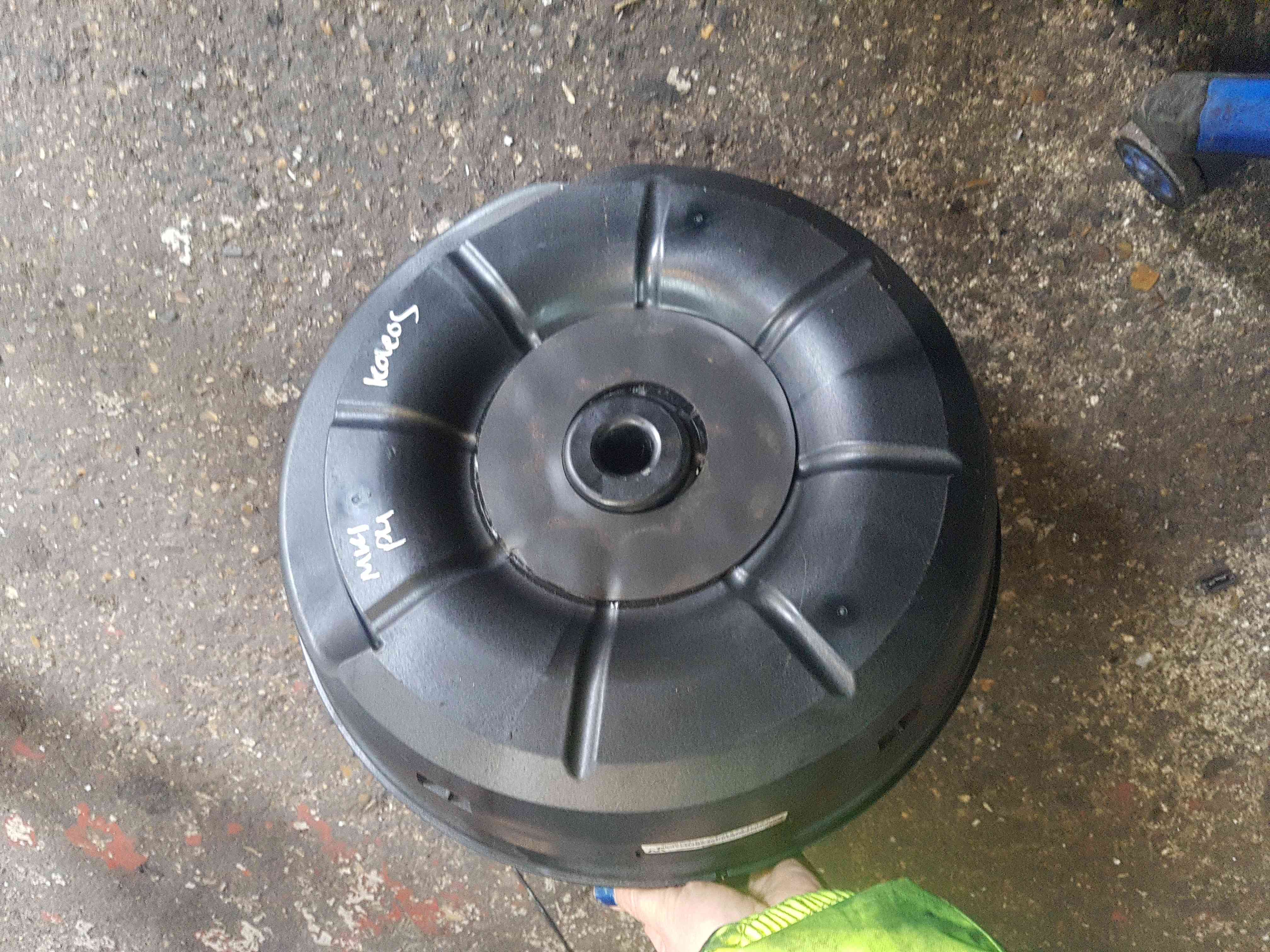 Thumb 4 Renault Koleos 2008-2015 Bose SUB Woofer 28170-Jy10a 28170JY10A